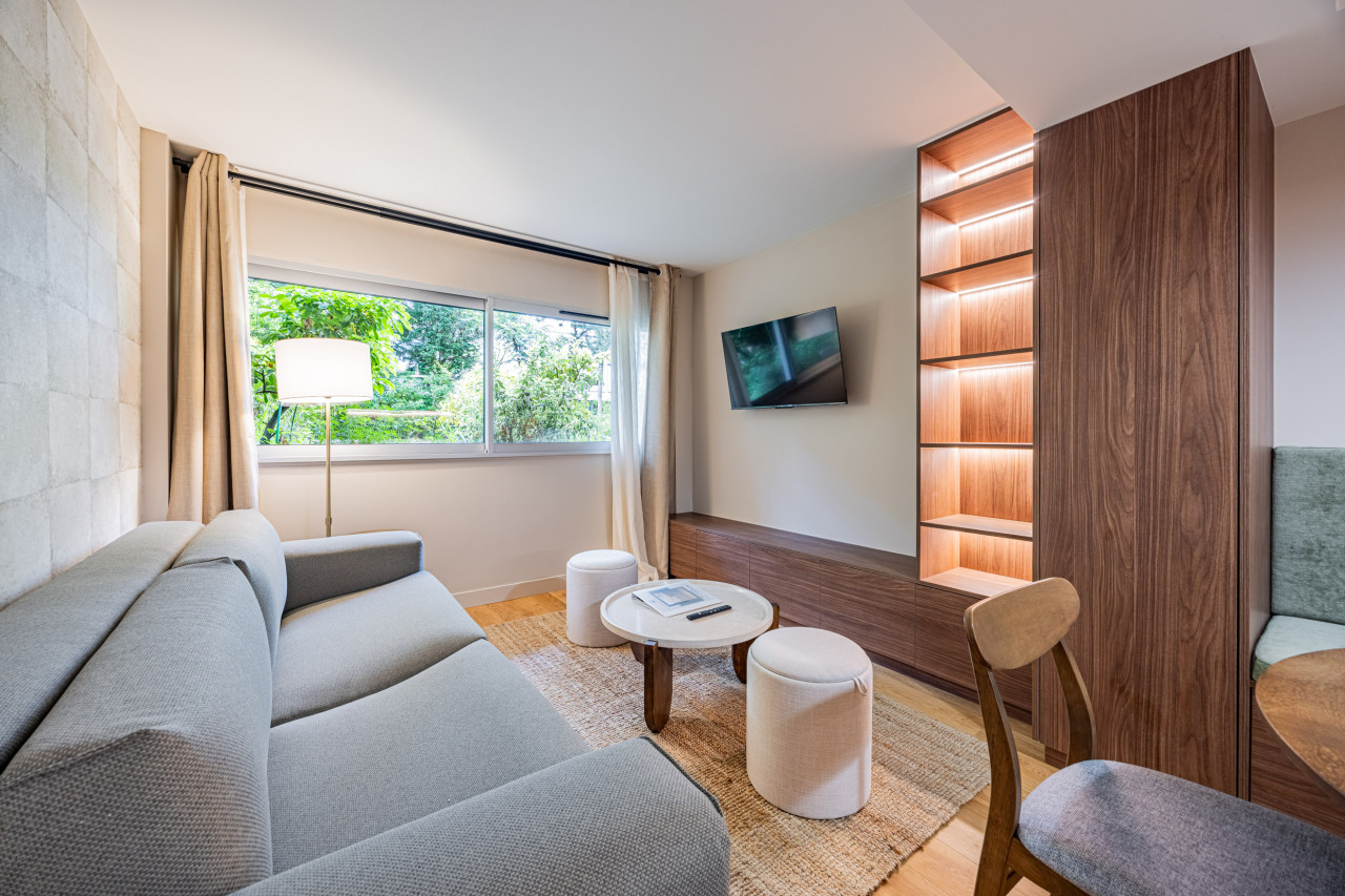 Villa Céladon Clignancourt Paris: Luxury 1-Bedroom Apartment with Pool and Sauna in Montmartre Sacré-Coeur Paris