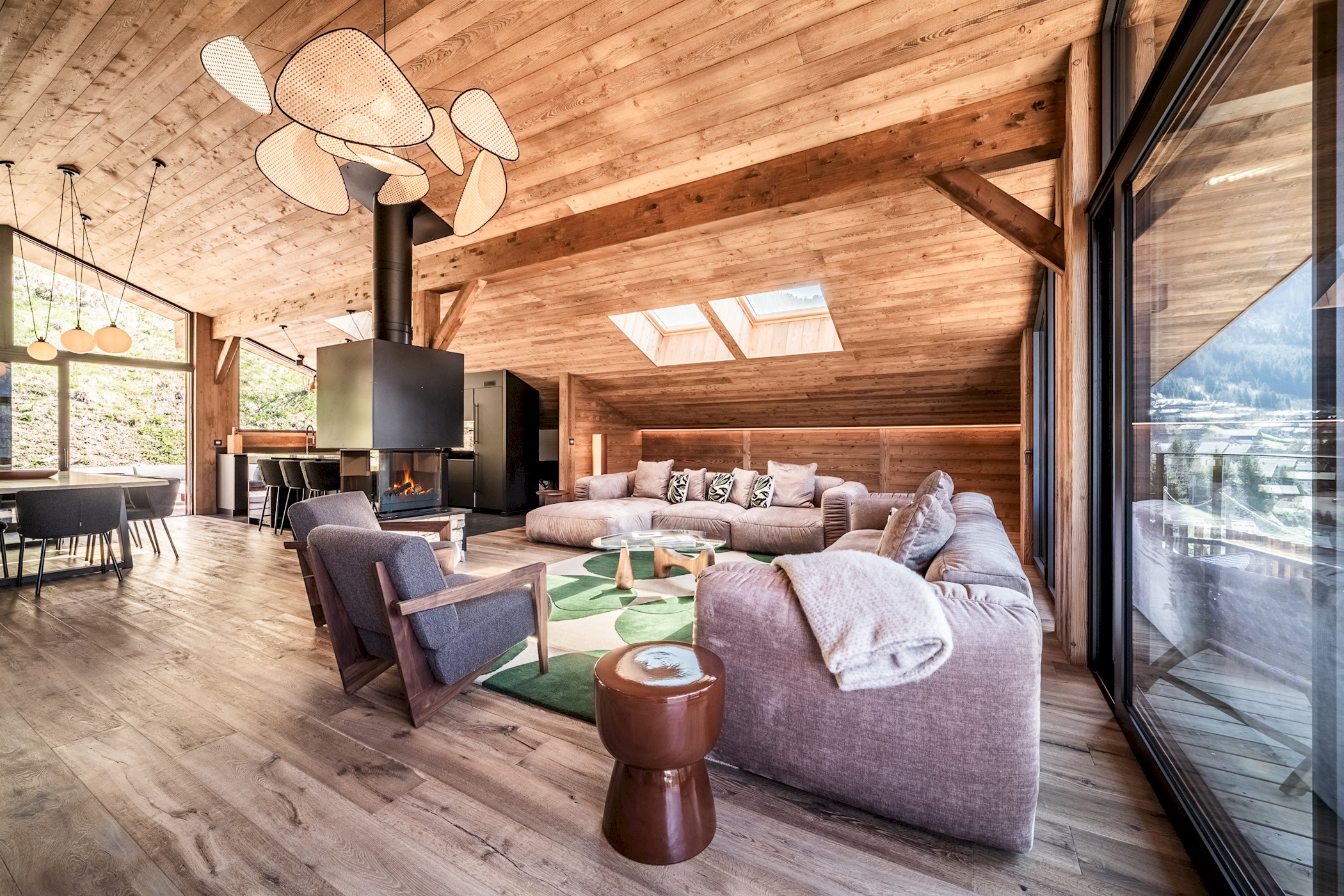 Villa Céladon Vallon Châtel: Charming 5-Bedroom Ski Chalet Rental with Hot Tub and Sauna, Upper Savoy