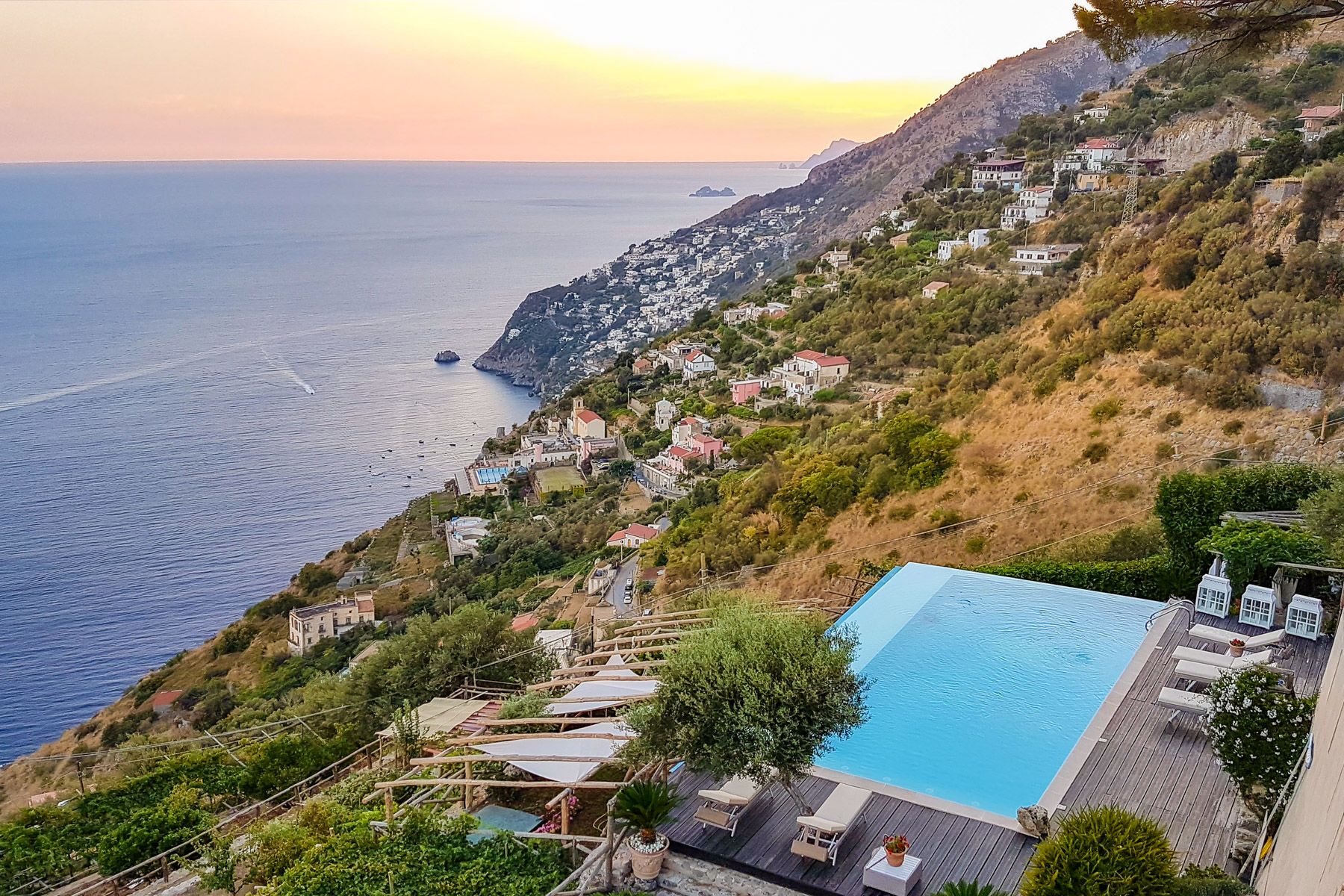Villa Celeste Fiordo Furore: 5-Bedroom Heated Pool Villa with Amalfi Coast Views in Furor
