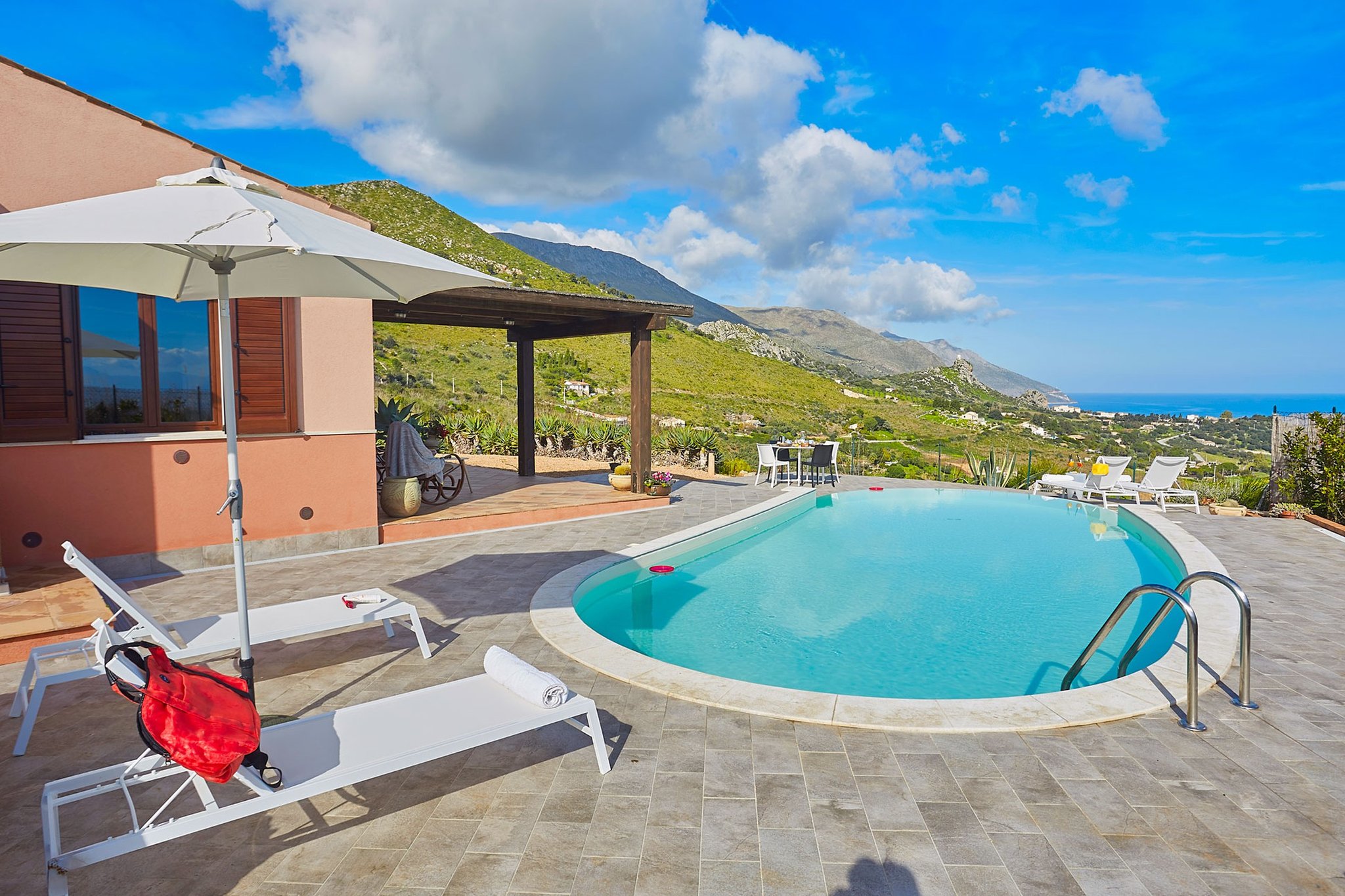 Villa Ceruleo Cala Mazzo Trapani: Luxury 2-Bedroom Villa with Pool and Sea Views, Trapani Sicily