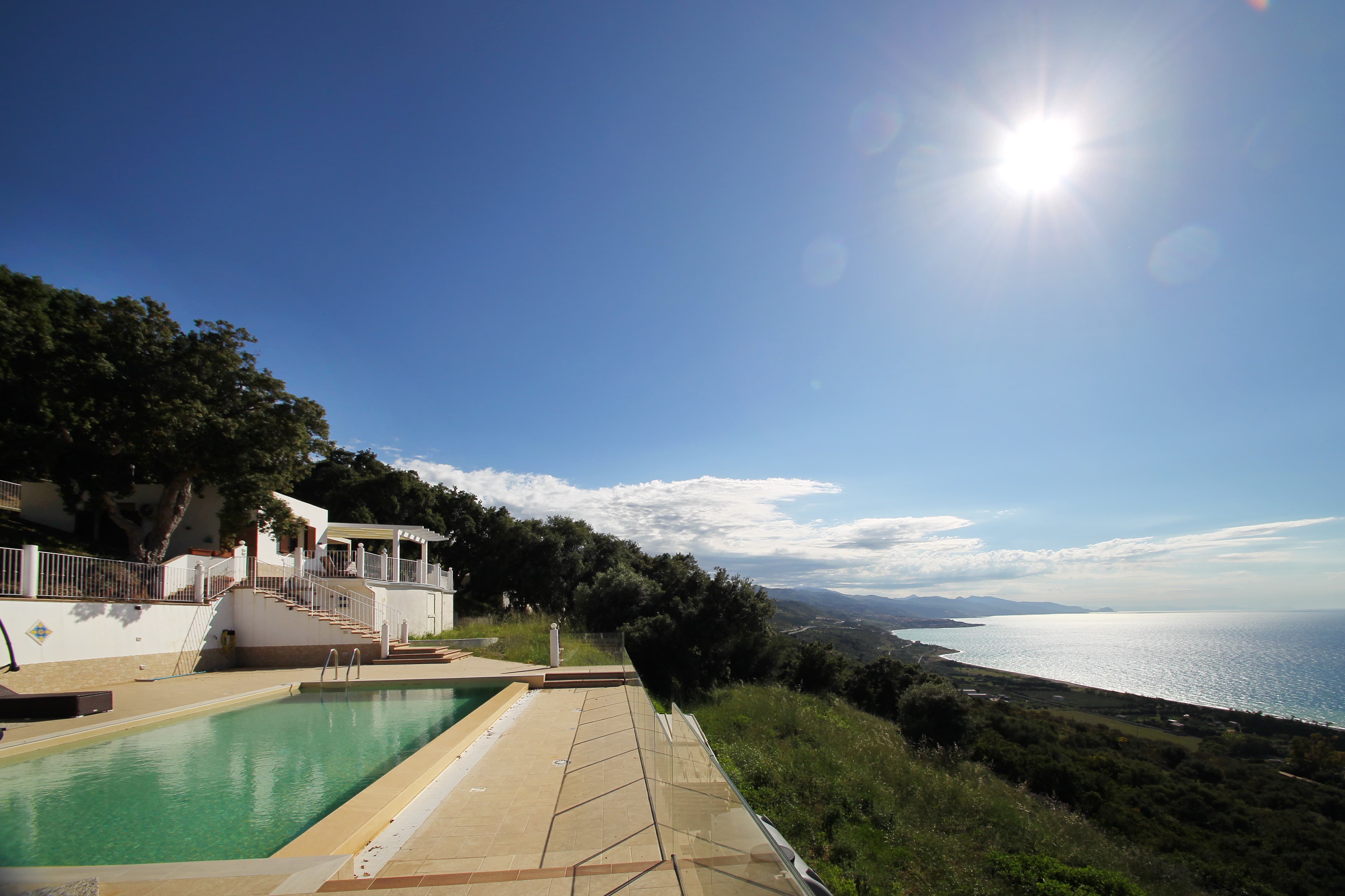 Villa Ceruleo Calanna Cefalù: Luxury 2-Bedroom Apartment with Infinity Pool and Sea Views, Cefalù Sicily