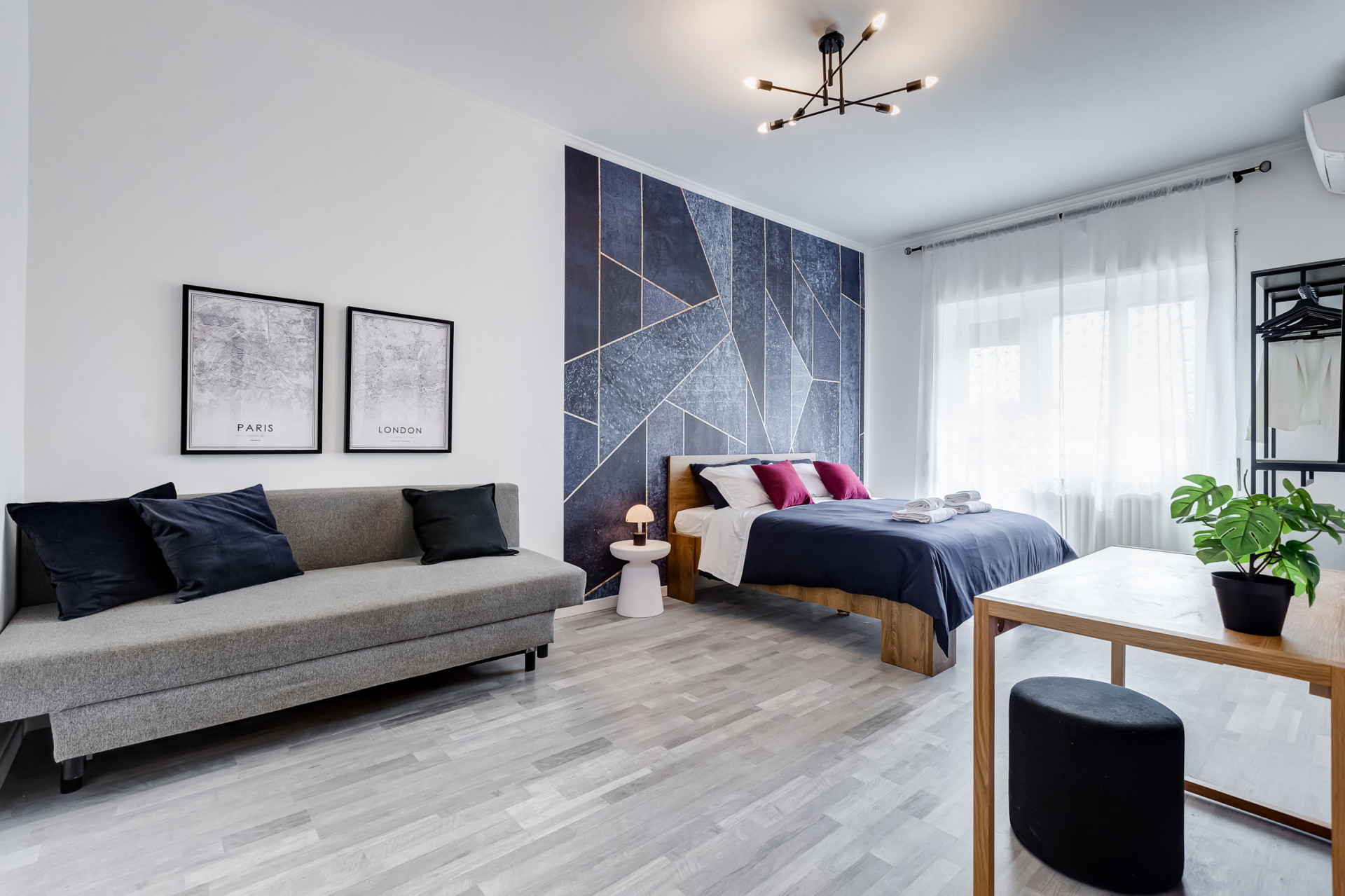 Villa Ceruleo Nomentano Roma: Luxury 2-Bedroom Apartment with Spa and Private Parking, Rome