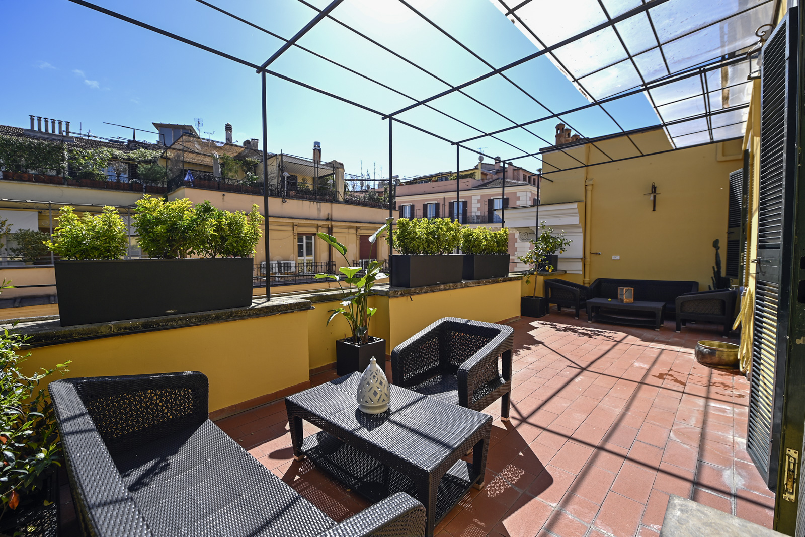 Villa Ceruleo Prato Farnesina Roma: Luxury 2-Bedroom Apartment with Spa and Roof Terrace, Rome Prati