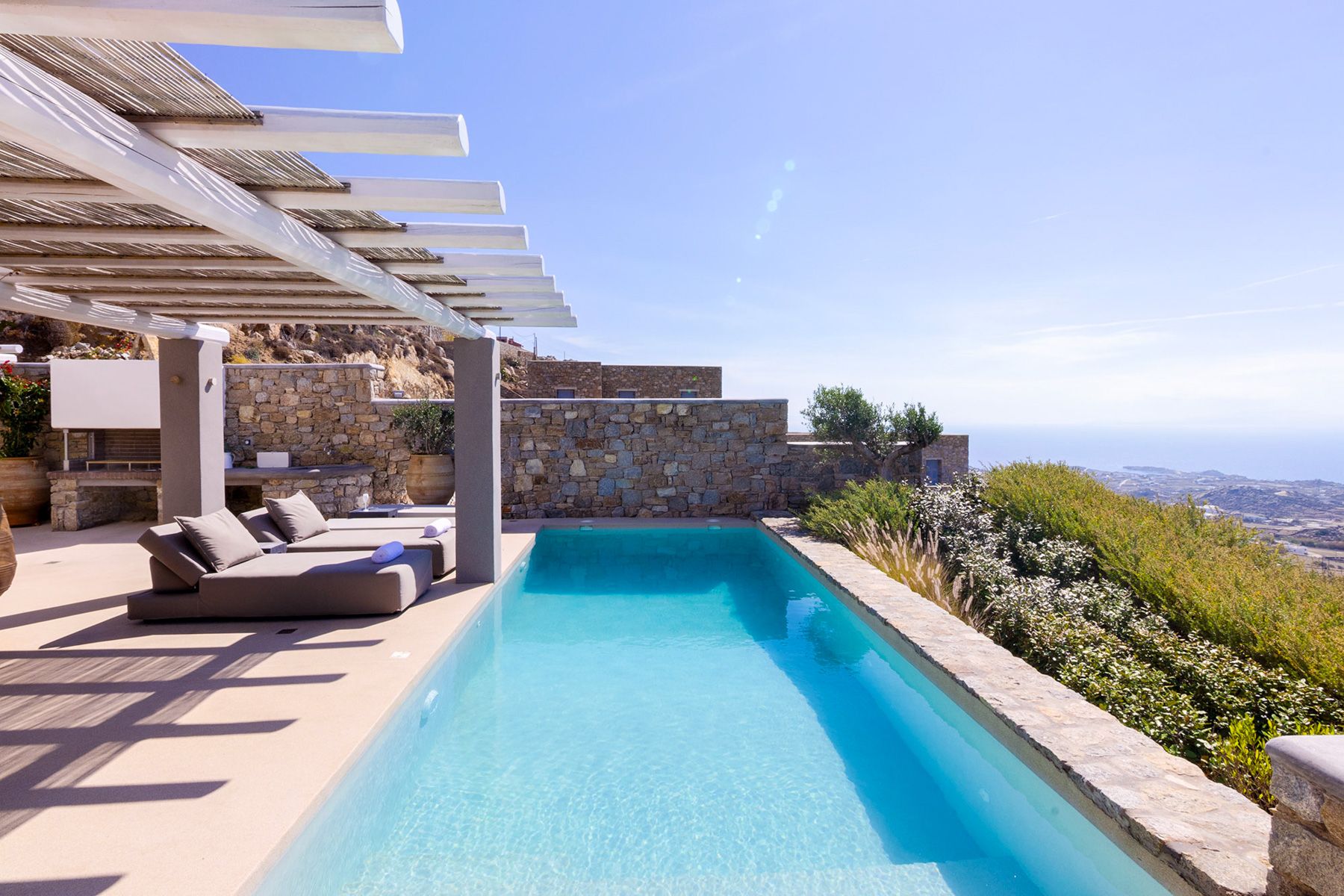 Villa Chrysafgi Elia Mykonos: 3-Bedroom Private Pool Villa with Aegean Views in Elia, Myko