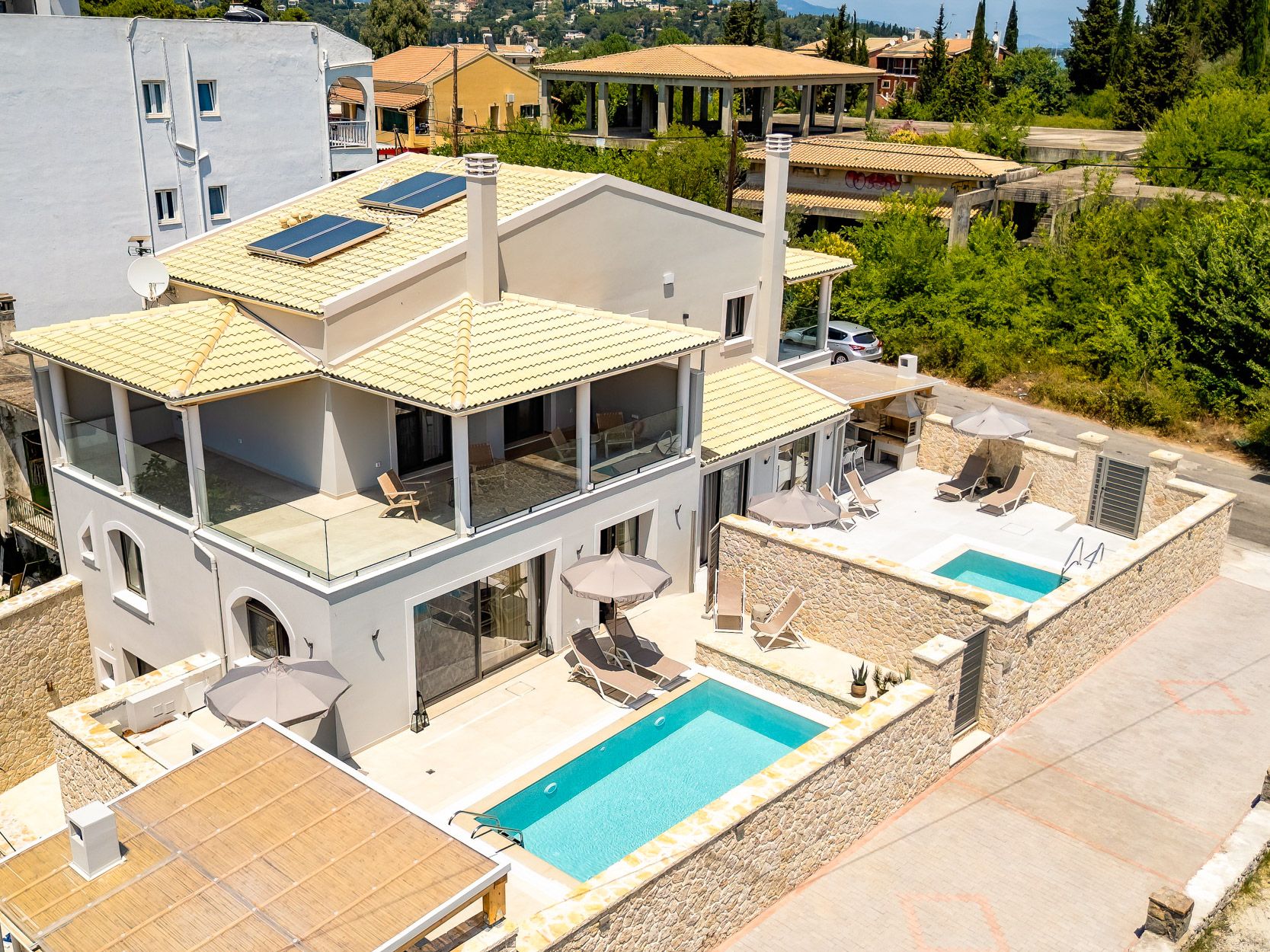 Villa Chrysafi Kontokali Gouvia: 3-Bedroom Villa with Private Pool & Spa Near Gouvia Beach, C