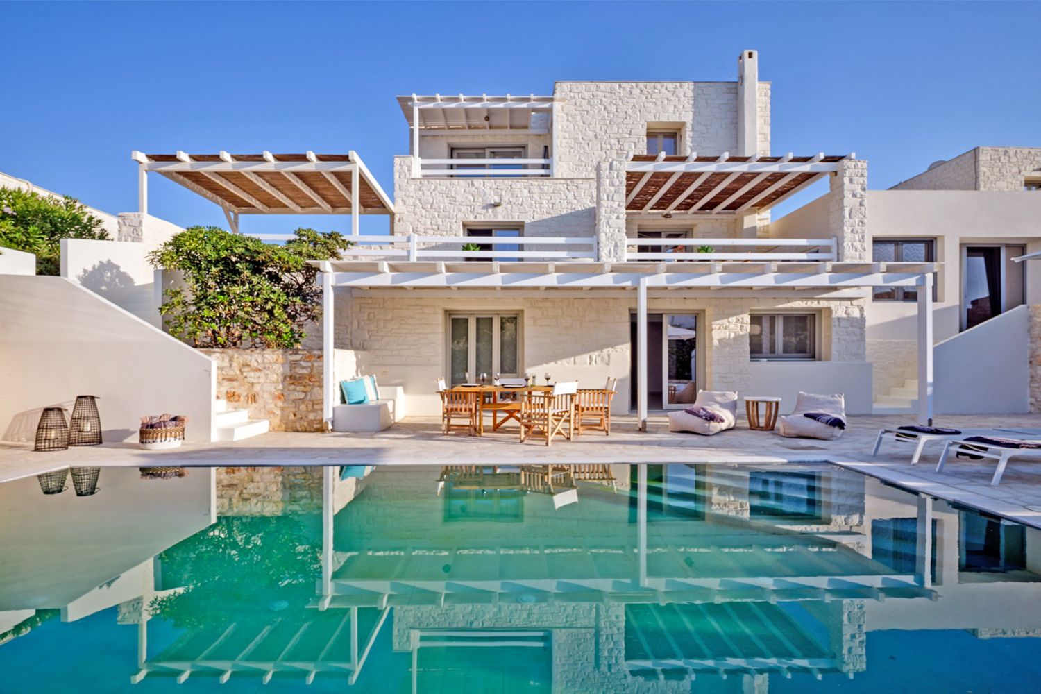 Villa Chrysafi Naoussa Paros: 4 Bedroom Villa with Private Pool and Aegean Sea Views in Pa