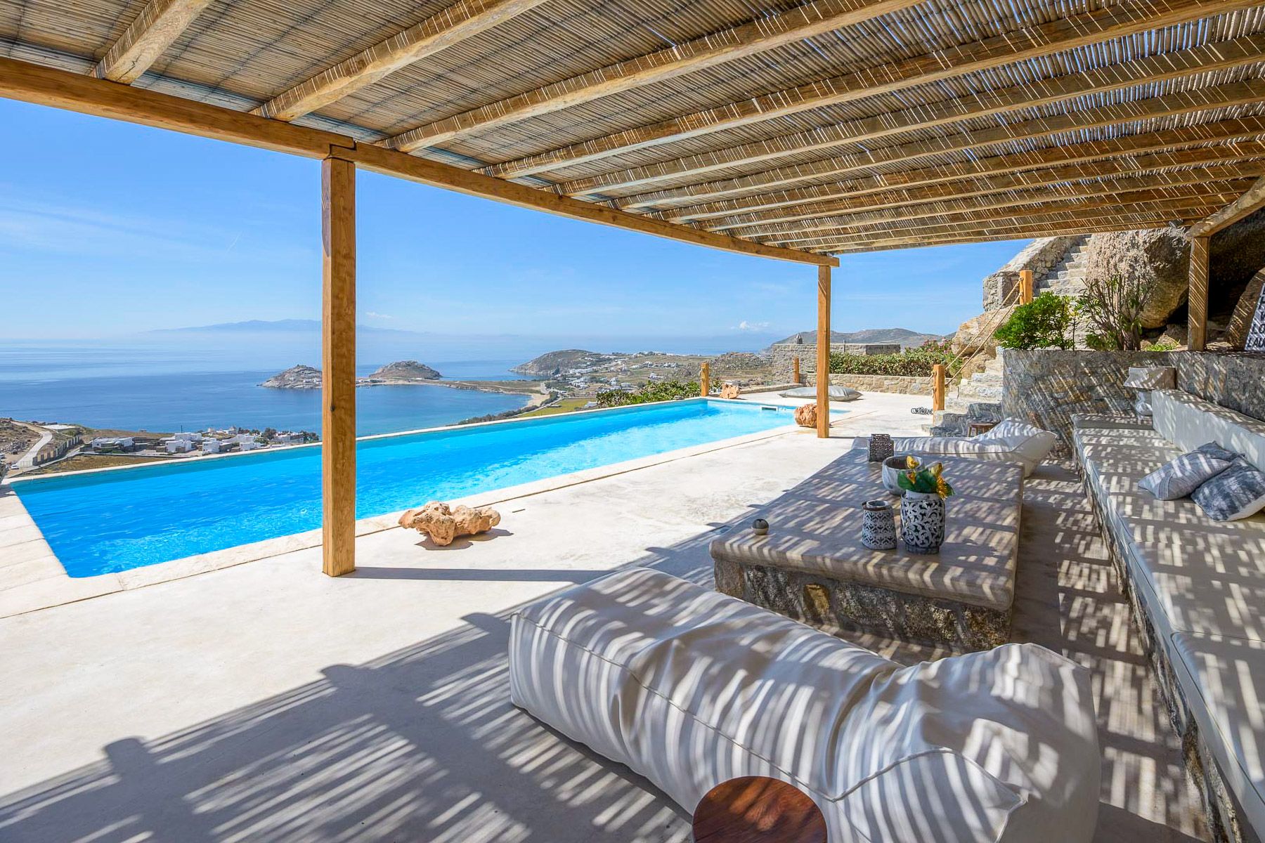 Villa Chrysafi Paleokastro Mykonos: 4-Bedroom Clifftop Villa with Infinity Pool and Aegean Sea V