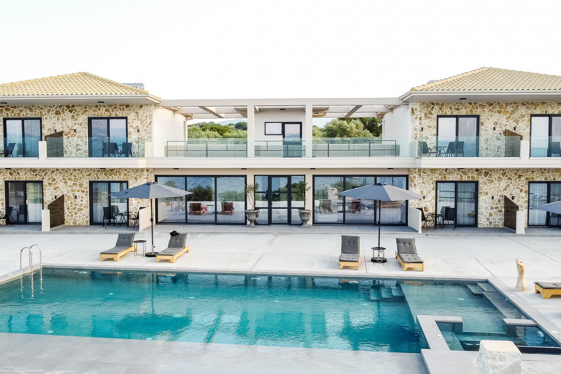 Villa Chrysafi Sparto Parga: 8-Bedroom Seaview Villa with Infinity Pool & Spa in Sparto,