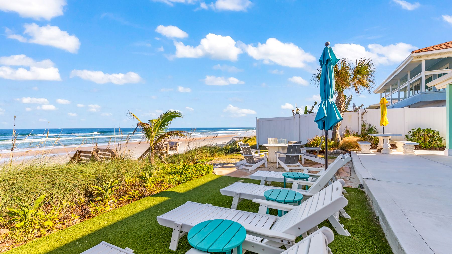 Villa Coral Sunglow Daytona: 4-Bedroom Beachfront Villa with Spa in Daytona Beach Shores