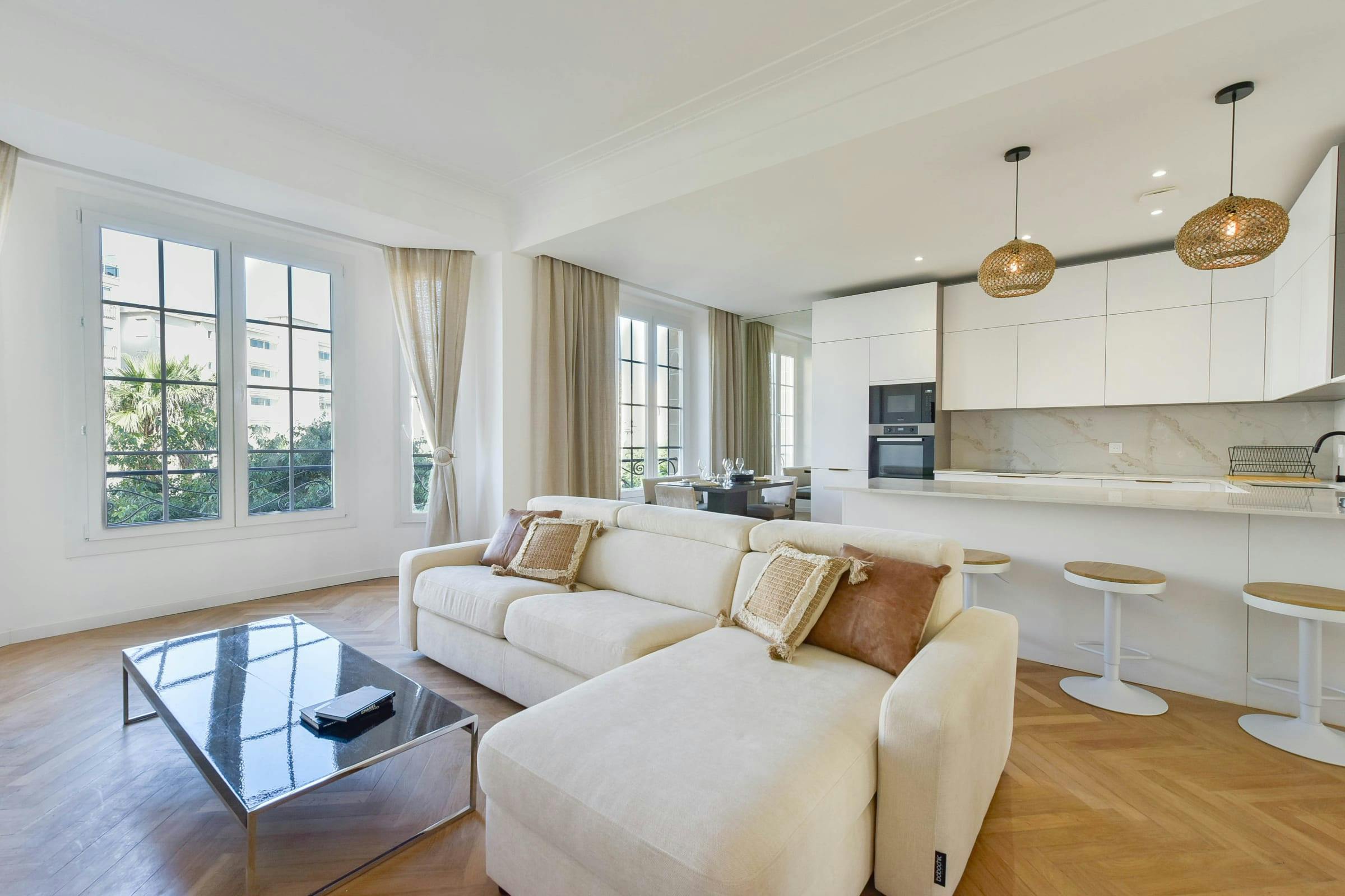 Villa Cramoisi Laube Californie Cannes: Luxury 3-Bedroom Villa with Sea View and Spa, Cannes