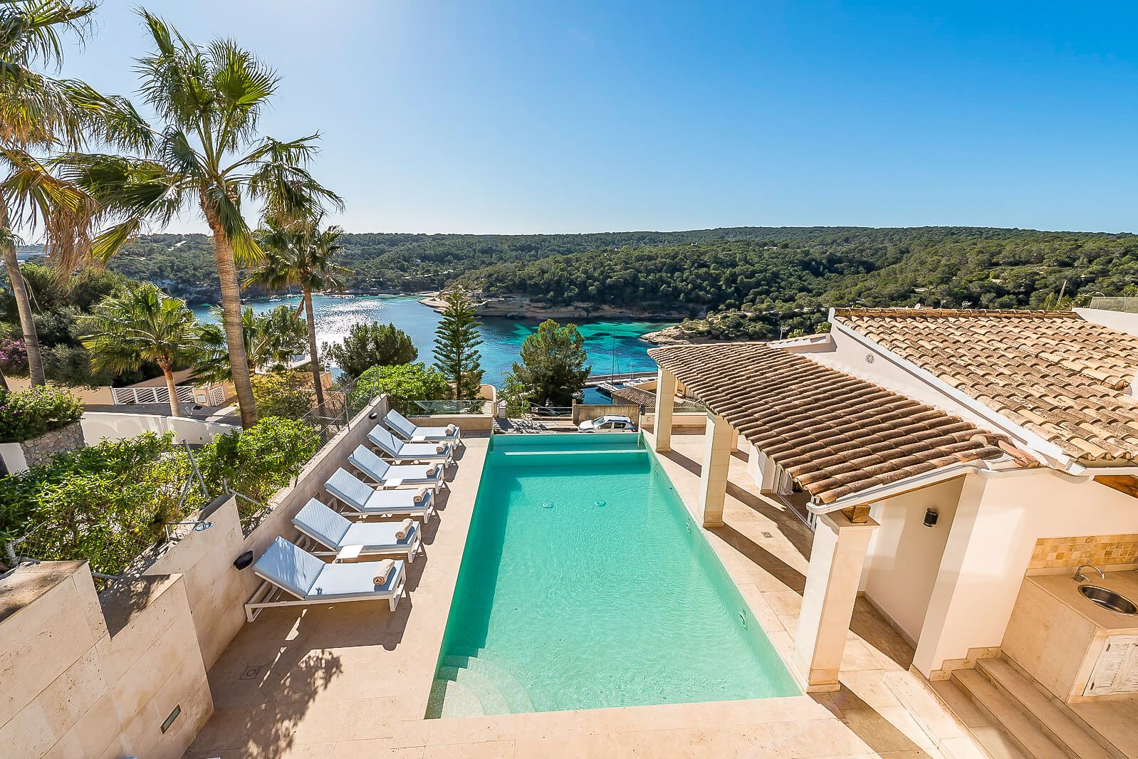 Villa Dorada Cala Mallorca: 5-Bedroom Infinity Pool Villa with Sea Views in Sol de Mallo