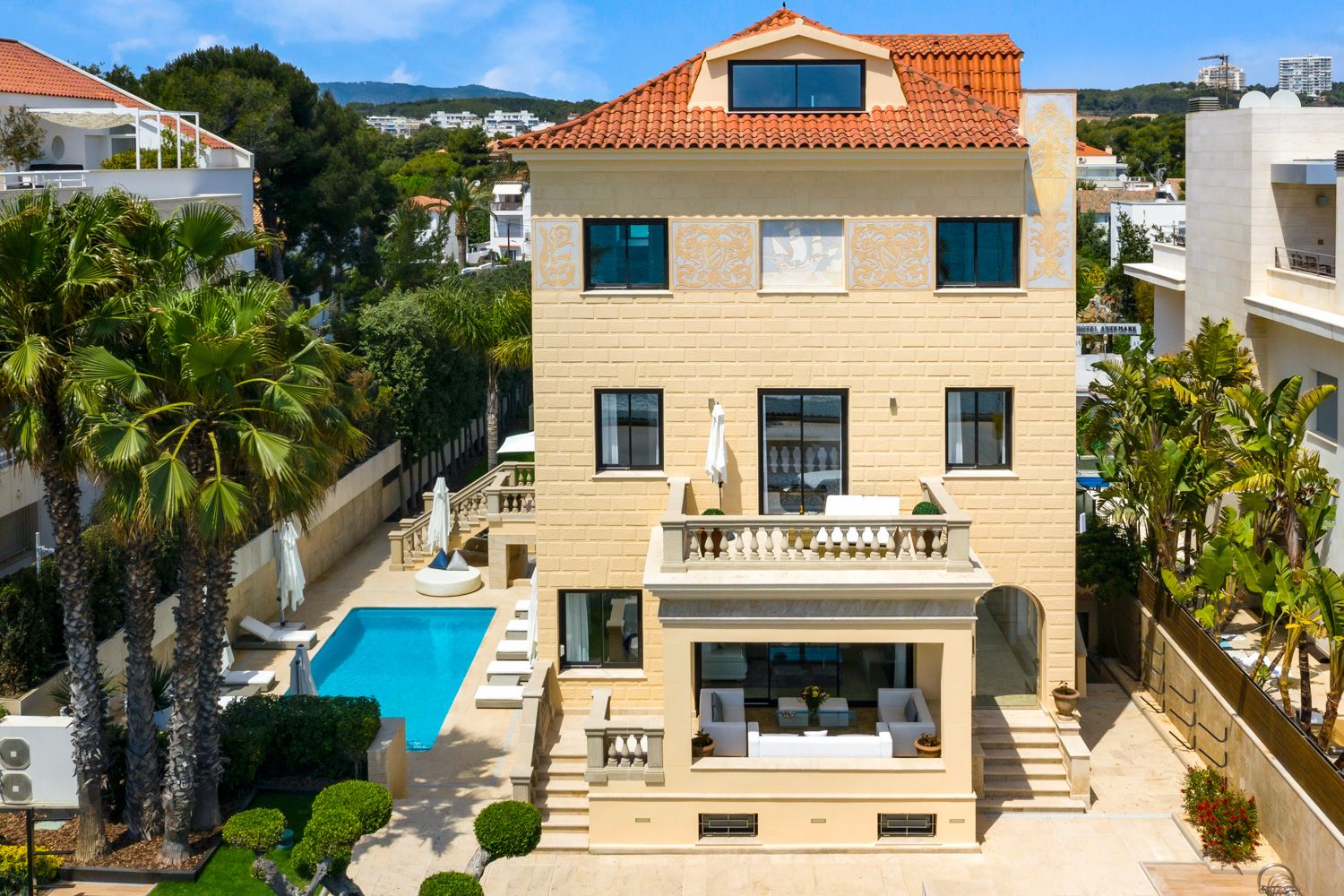 Villa Dorada Garraf Sitges: 7-Bedroom Restored 1920s Mansion with Sea Views and Private