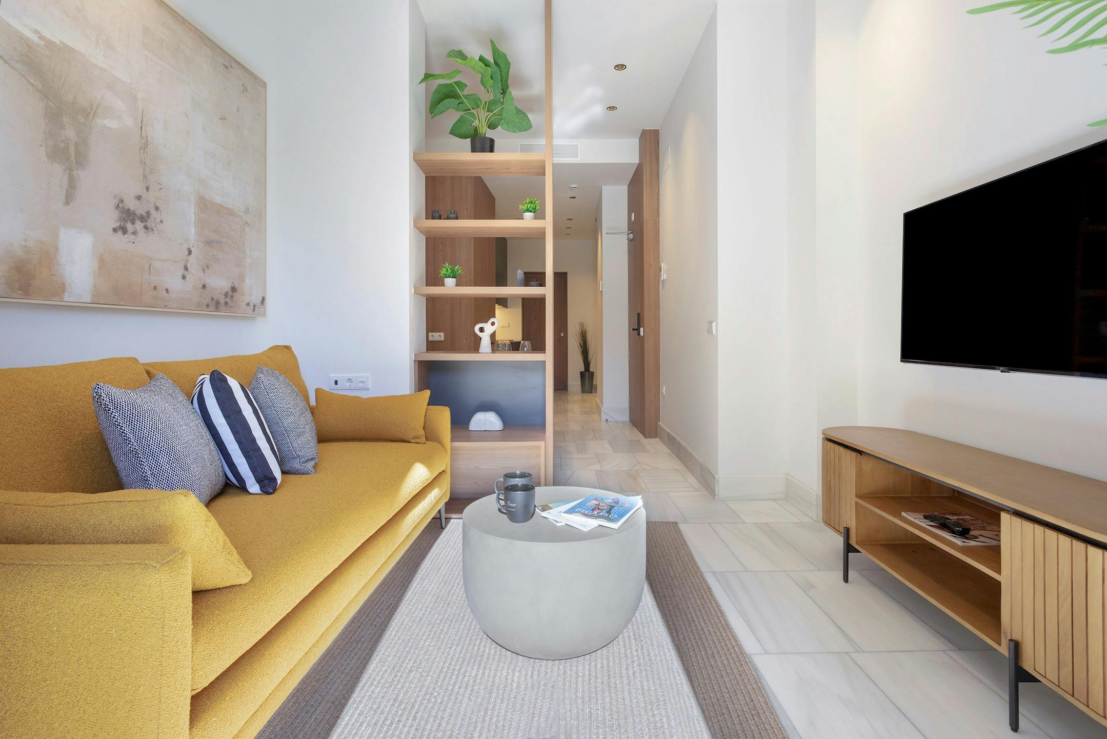 Villa Dorado Aljibe San Vicente: Luxury 1-Bedroom Apartment with Air Conditioning in San Vicente Sevilla