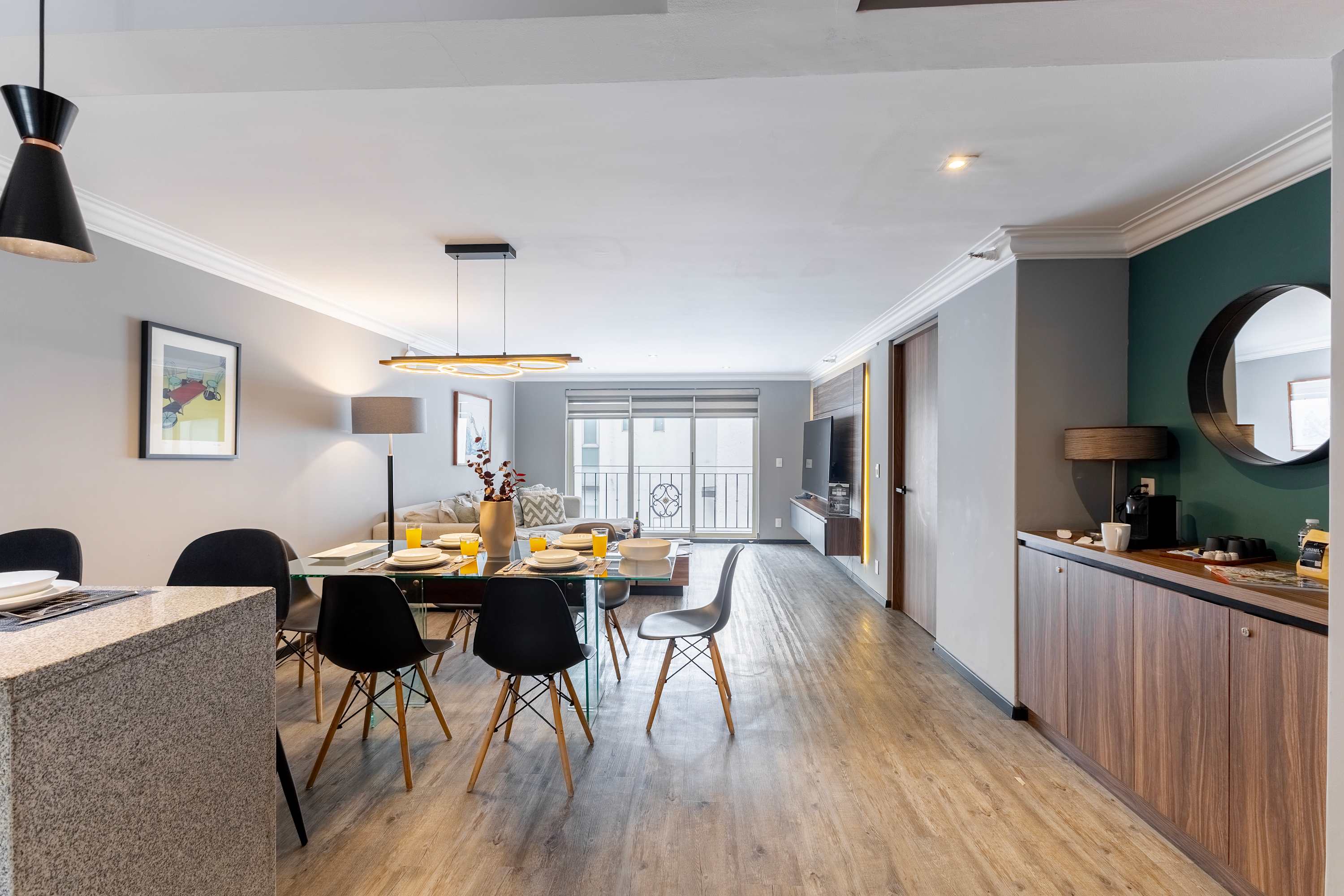 Villa Embat La Condesa Mexico City: Luxury 2-Bedroom Apartment with Gym and Jacuzzi, Mexico City
