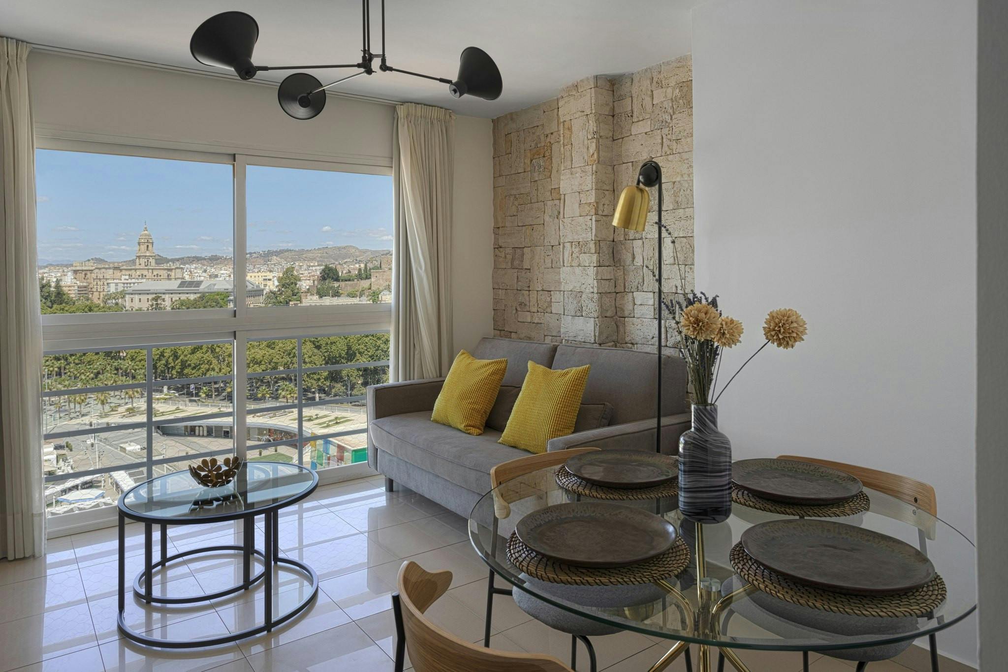 Villa Dorado Mirador La Malagueta: Luxury 1-Bedroom Apartment with Seaview and Spa, La Malagueta Malaga