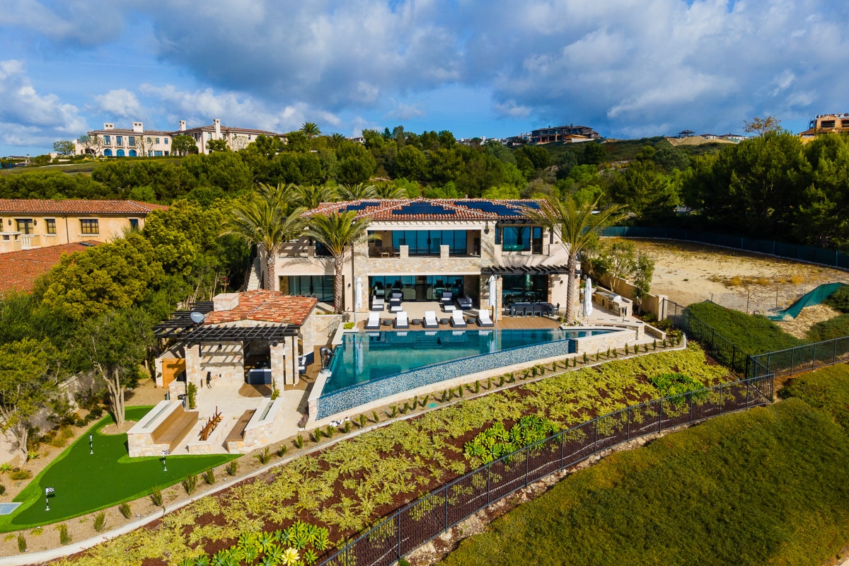 Villa Dorato Emerald Table Rock Laguna Beach: Luxury 6-Bedroom Villa with Private Pool and Sea Views, Laguna Beach