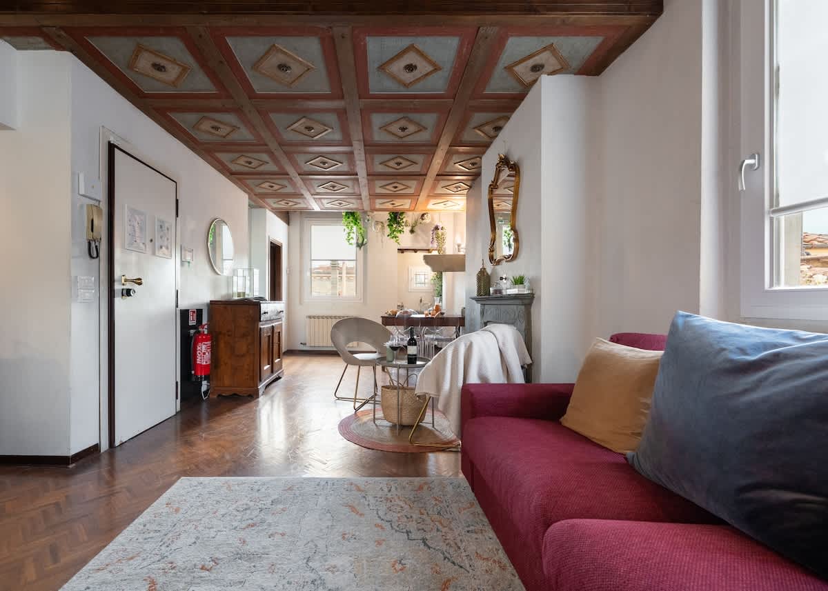 Villa Dorato Lamole Firenze: Luxury 1-Bedroom Apartment with Spa and Air-Con, Florence Duomo