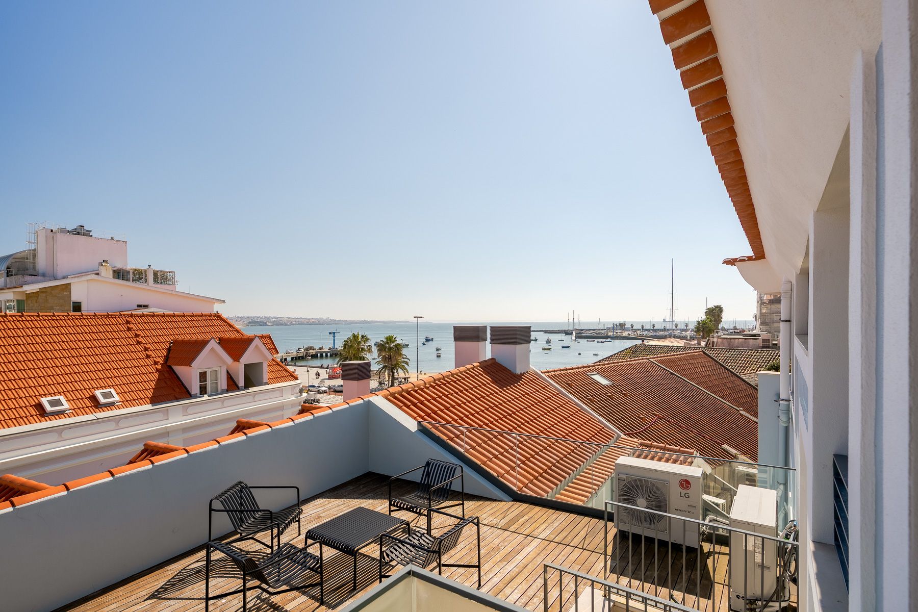 Villa Dourada Guia Cascais: 2-Bedroom Penthouse with Panoramic Bay Views | Luxury Apartm