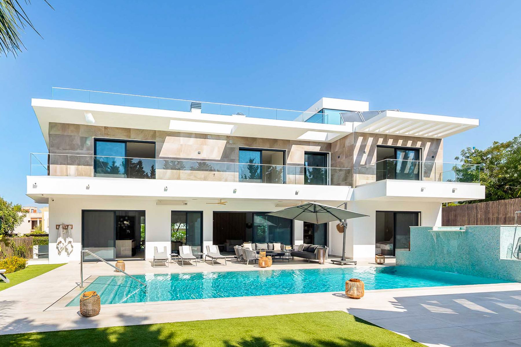 Villa Dourada Milreu Estoi: 4-Bedroom Villa with Heated Pool & Spa Near Tavira, Estoi, A