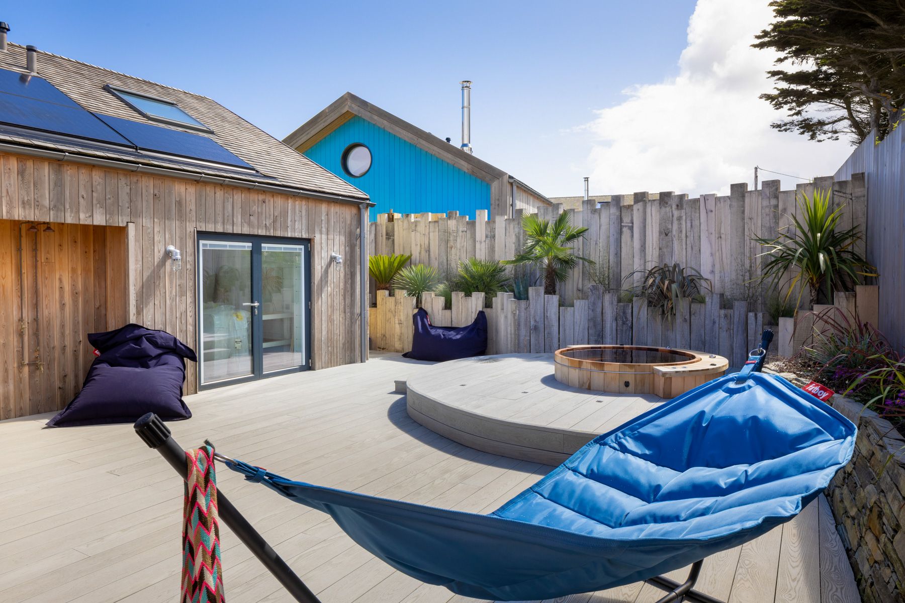 Villa Driftwood Towans Hayle: 2-Bedroom Beachside Retreat with Sauna and Dune Views in Hay