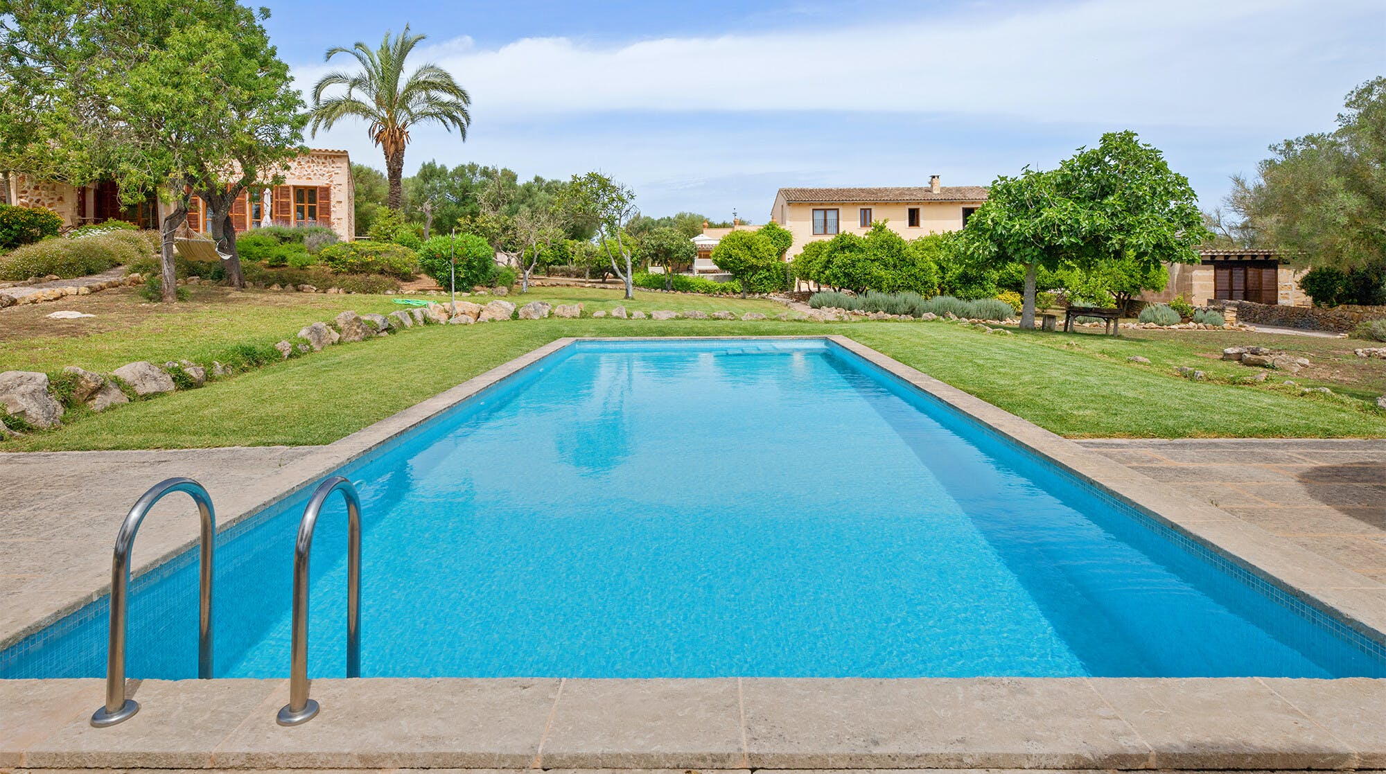 Villa Embat S’Algar Migjorn: Luxury 5-Bedroom Villa with Private Pool and Spa, Migjorn Mallorca