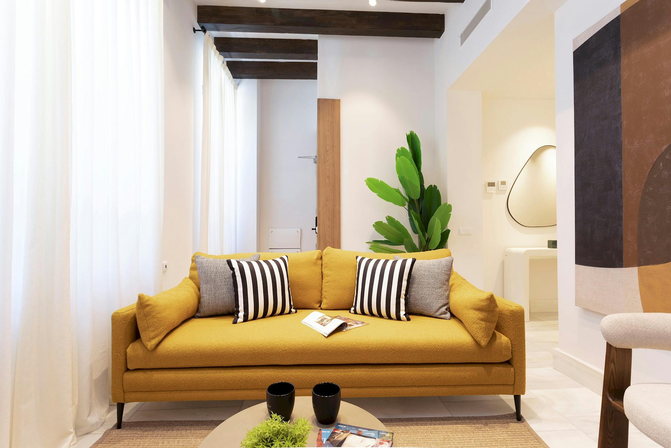Villa Esmeralda Aljibe San Vicente: Luxury 2-Bedroom Apartment with Air-Con and Private Parking, San Vicente Sevilla
