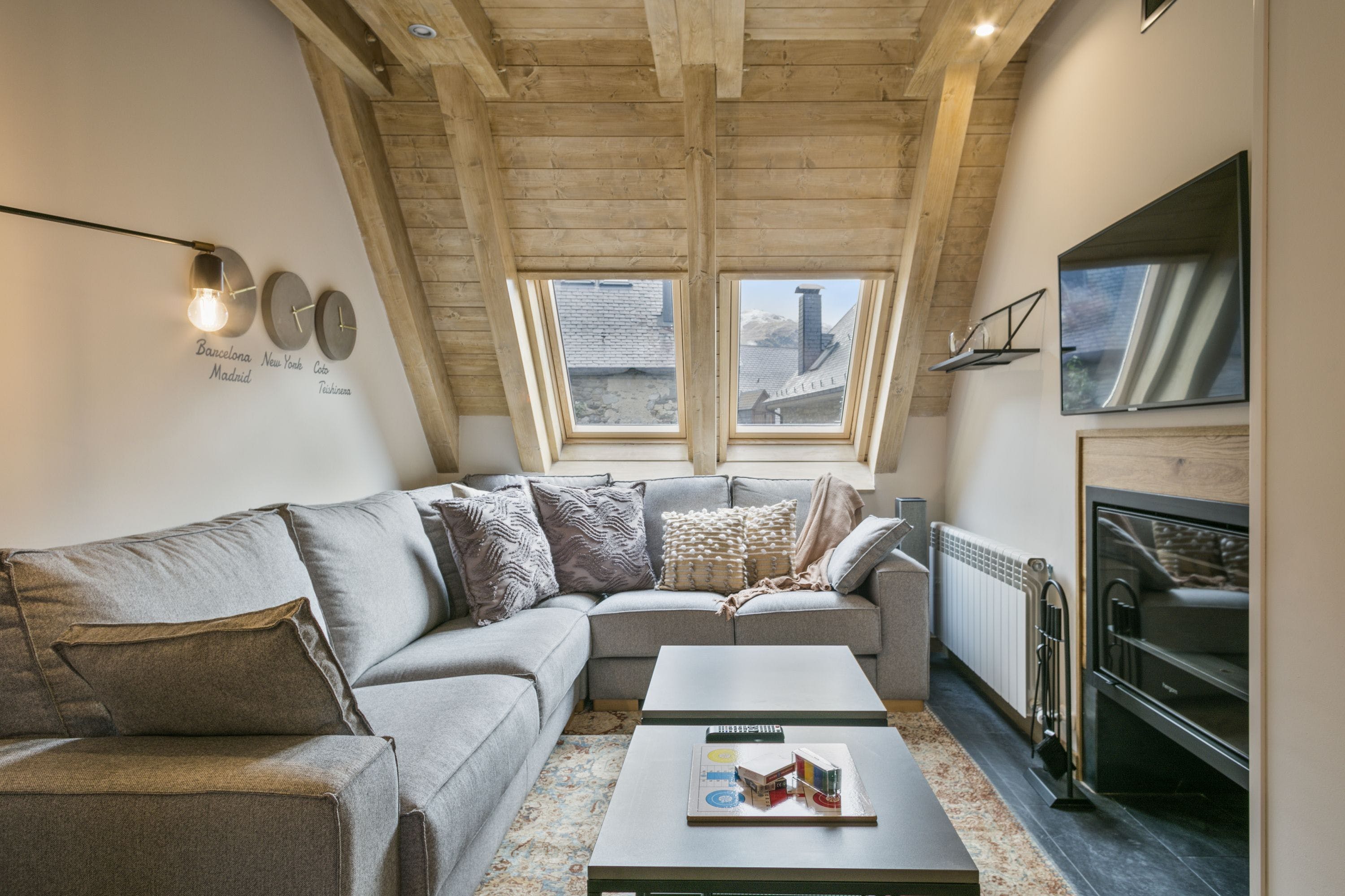 Villa Esmeralda Gessa Valdaran: Luxury 3-Bedroom Villa with Spa and Ski Access, Val d’Aran