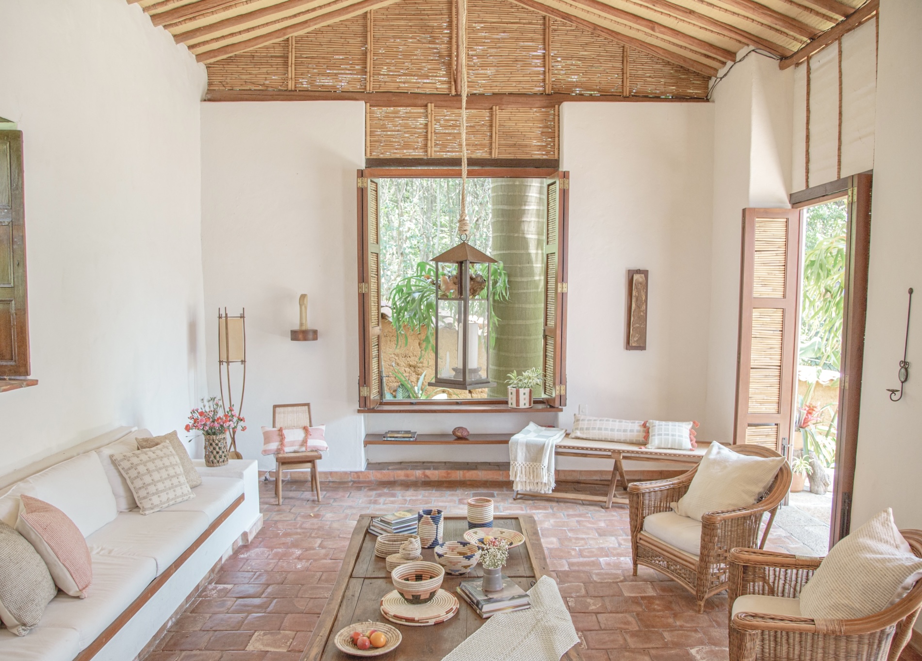Villa Esmeralda Guane Colombia: Luxury 3-Bedroom Apartment with Hot Tub and Spa, Colombia