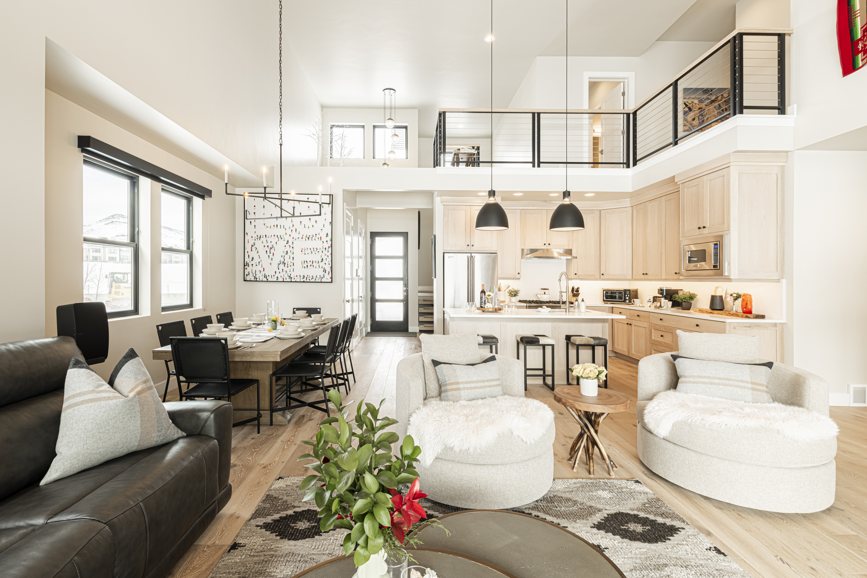 Villa Föhn Jordanelle Deer Valley: Luxury 4-Bedroom Villa with Hot Tub and Ski Storage, Park City