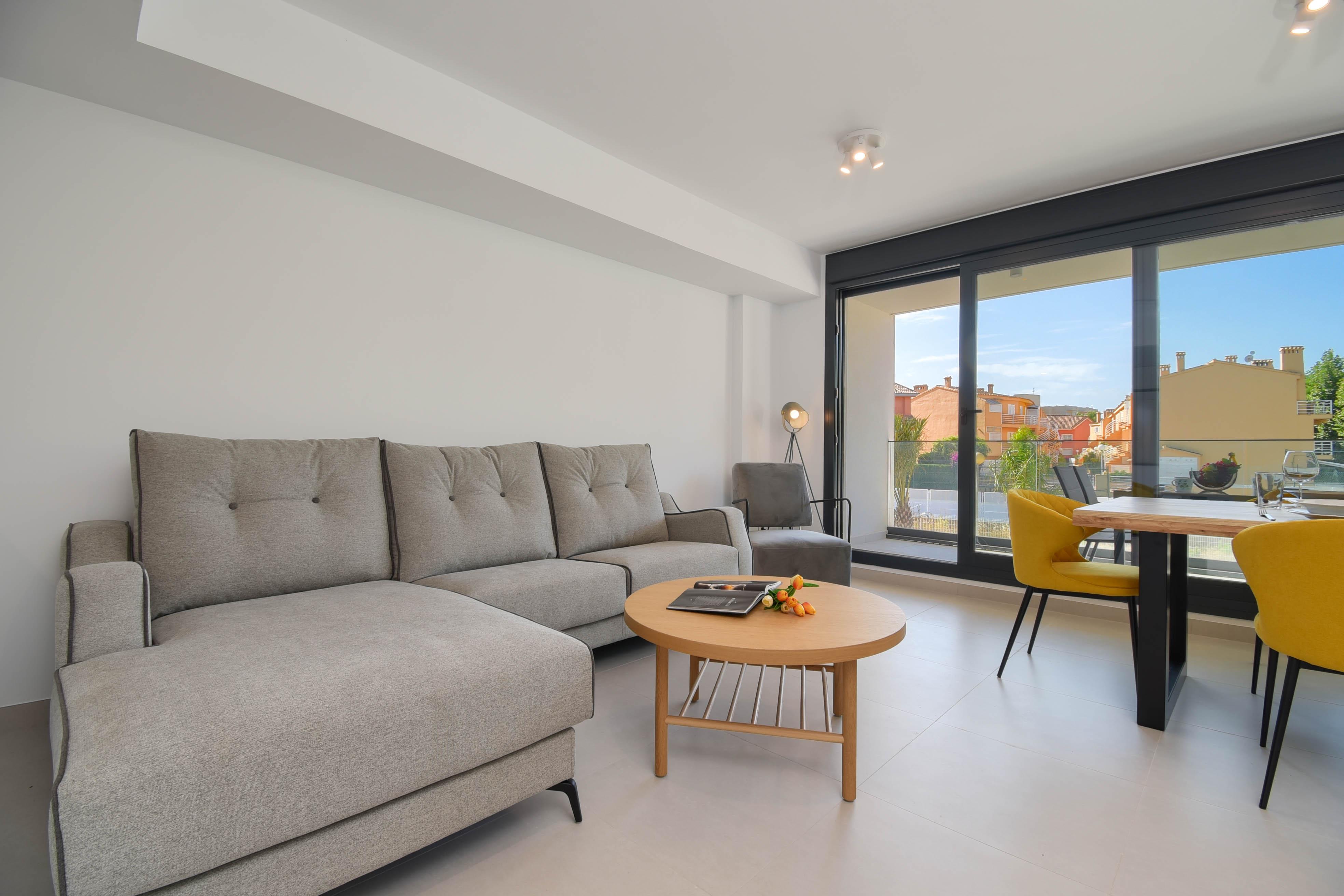 Villa Garbí La Grava Xàbia: Charming 2-Bedroom Apartment with Sea Views and Pool, Jávea