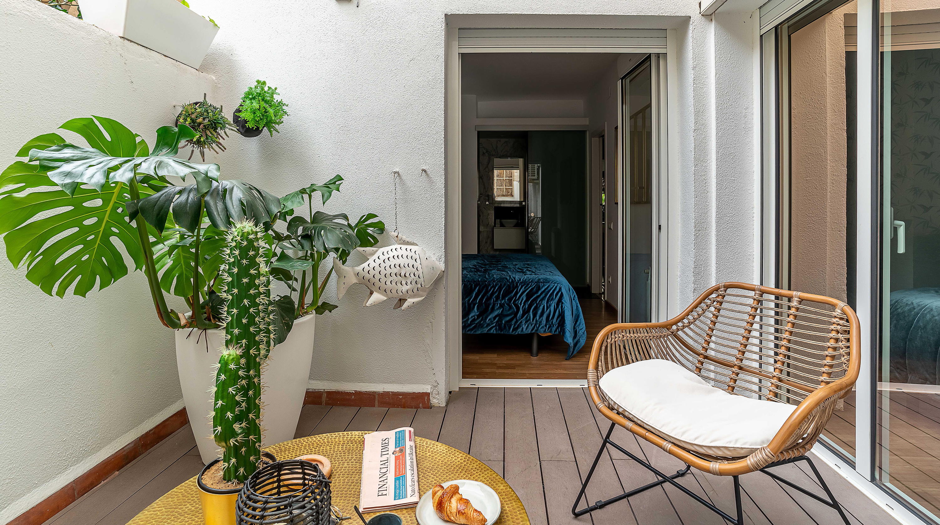 Villa Garbí Quint Maricel Sitges: Luxury 2-Bedroom Apartment with Seaview and Spa Facilities, Sitges