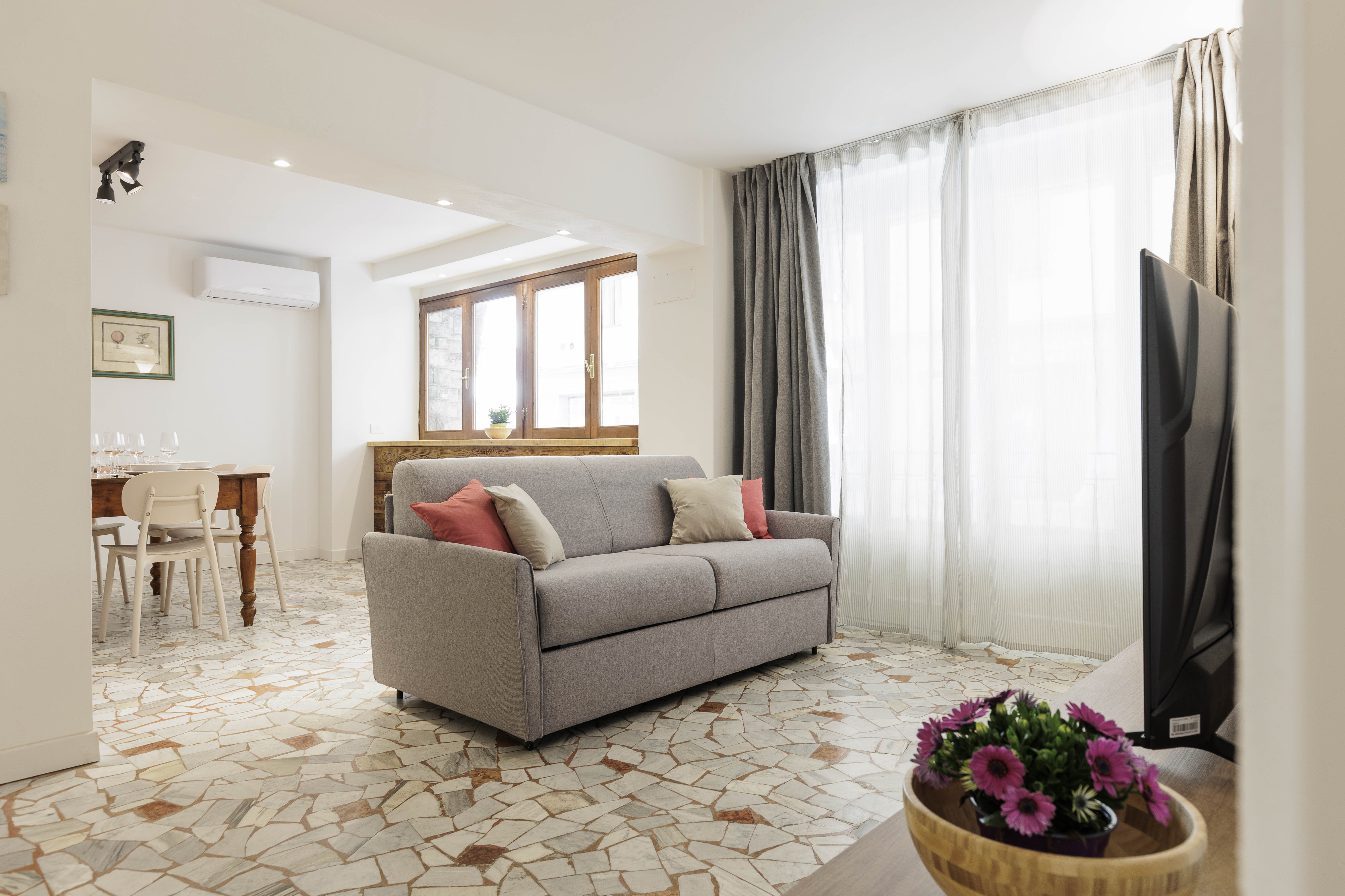 Villa Garbino San Niccolò Firenze 1306673: Luxury 2-Bedroom Apartment with Spa and Air-Con, Ponte Vecchio Florence