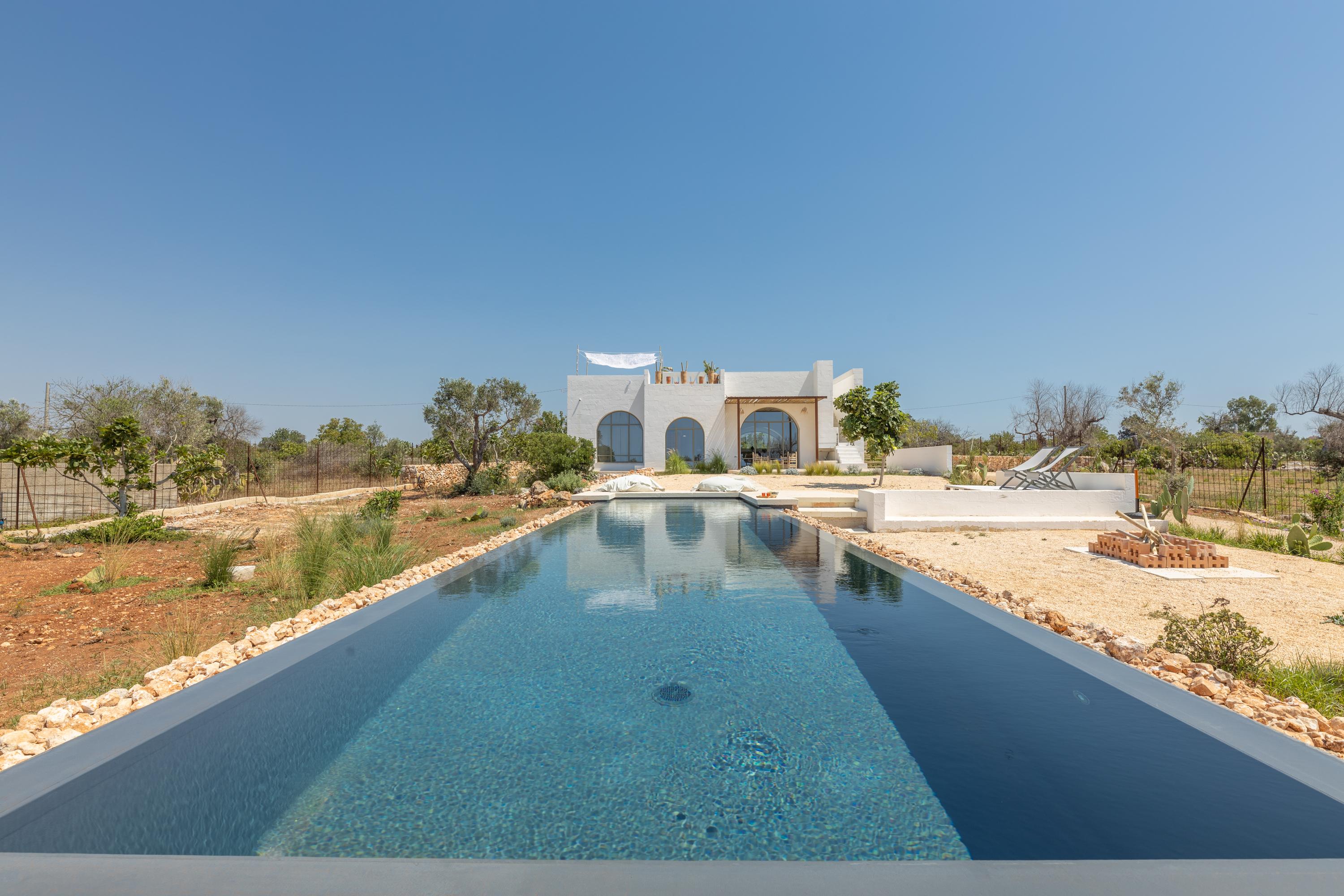 Villa Grecale Lamione Salve: Luxury 2-Bedroom Villa with Private Pool and Hot Tub, Salve Apulia