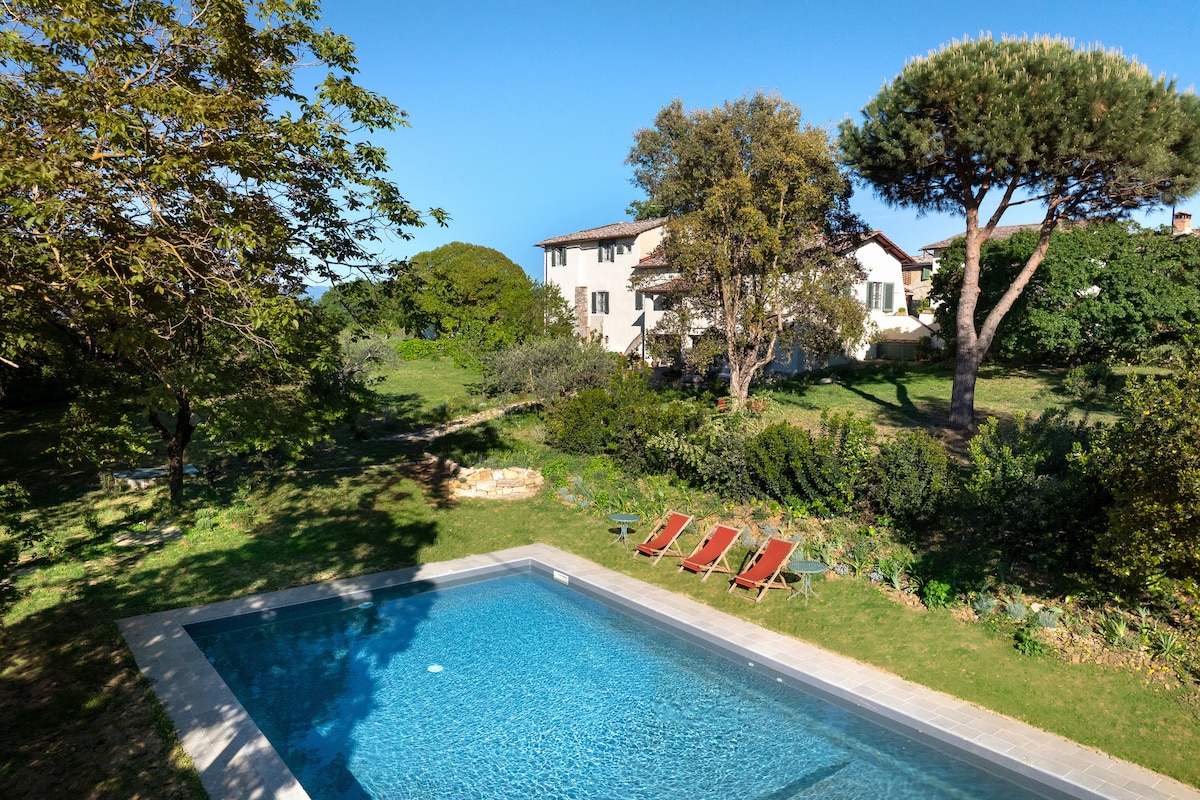 Villa Grecale Poggio Mercatale: Luxury 5-Bedroom Villa with Private Pool and Family Features, Tuscany