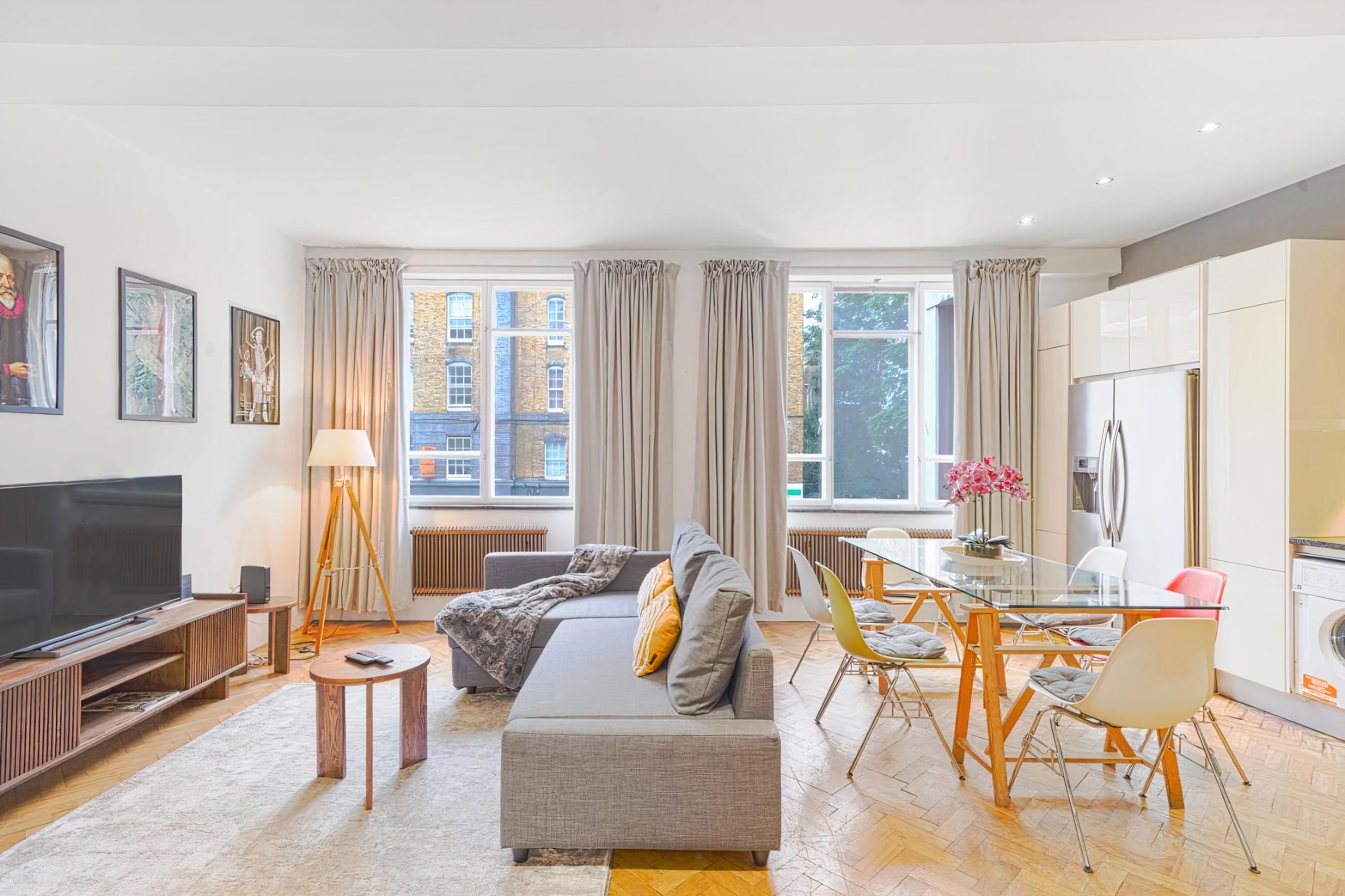 Villa Gregale Smithfield Farringdon: Luxury 2-Bedroom Apartment with En-Suite and Remote Work Space, Farringdon London