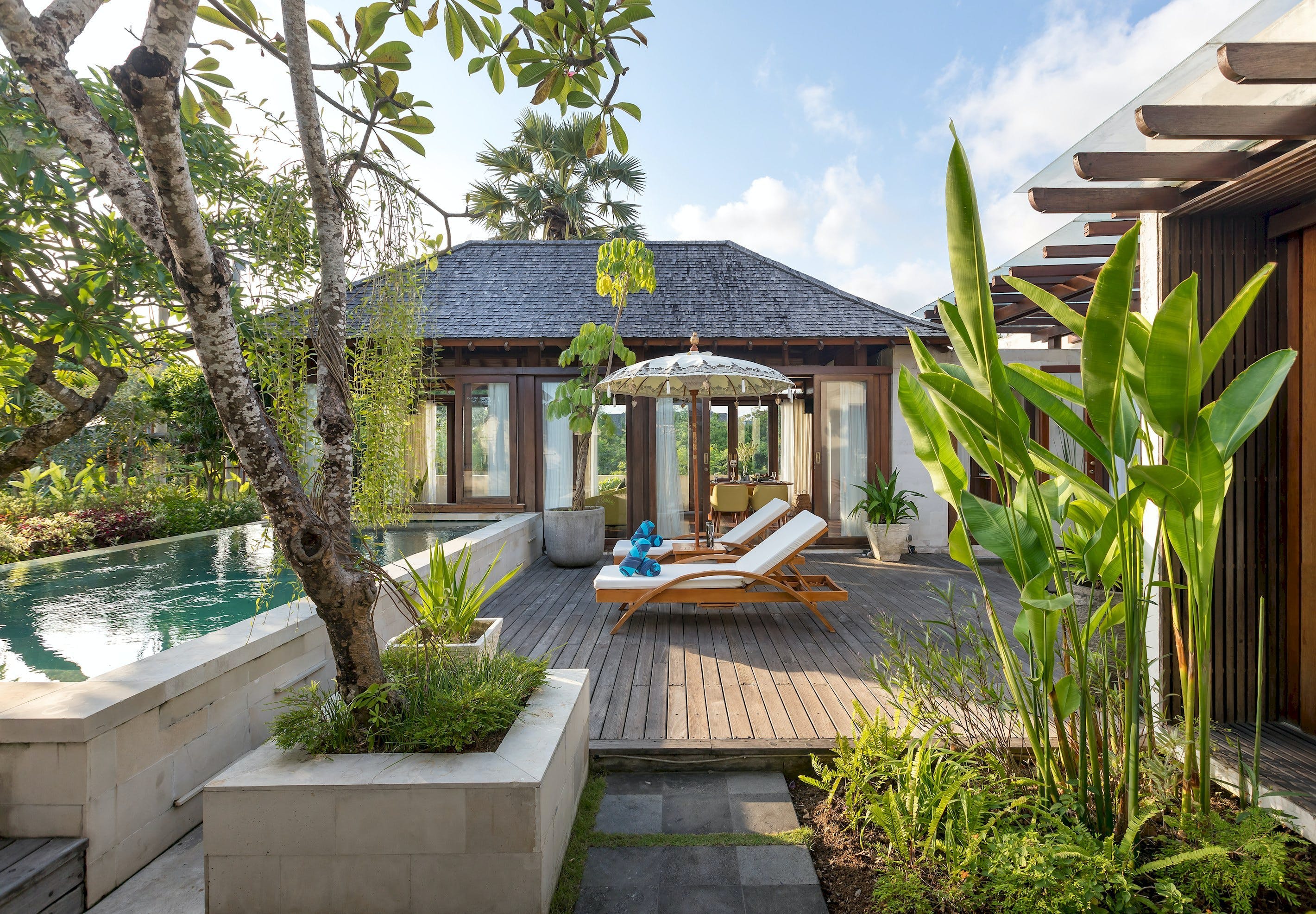 Villa Harmattan Berawa Seminyak: Luxury 2-Bedroom Apartment with Private Pool and Seaview, Seminyak Bali