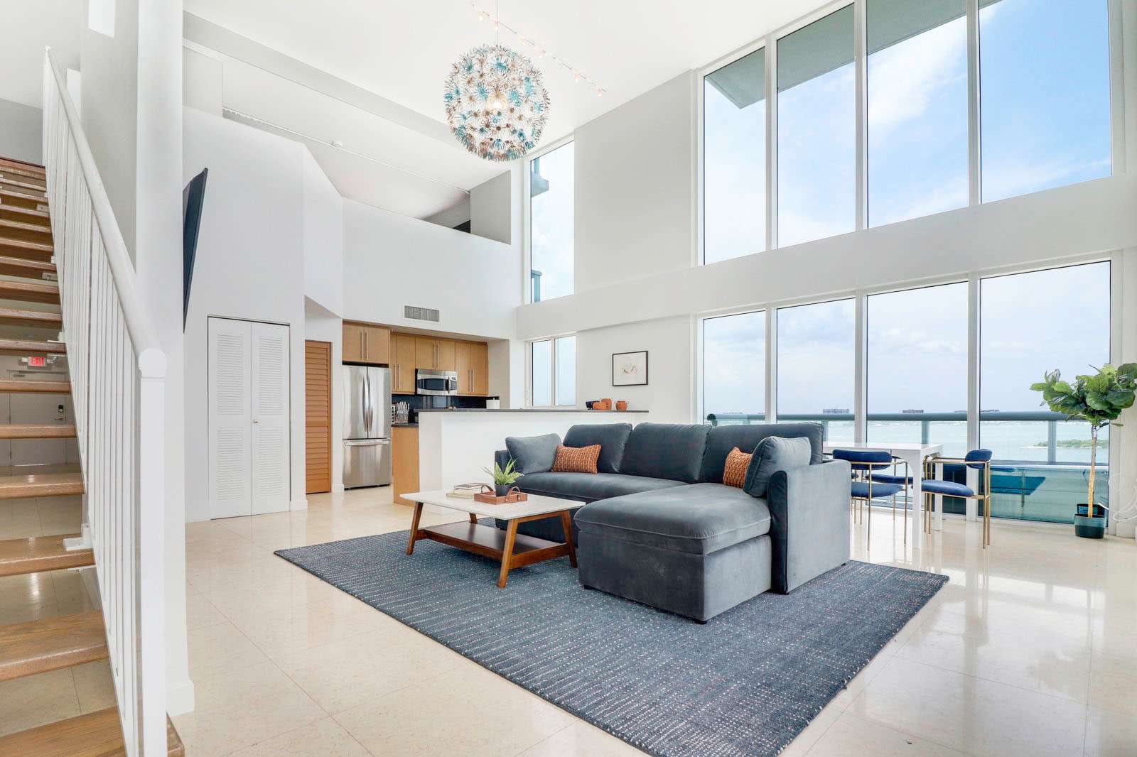 Villa Harmattan Biscayne Northbay: Spacious 6-Bedroom Apartment with Pool and Sea Views, Miami-Dade County