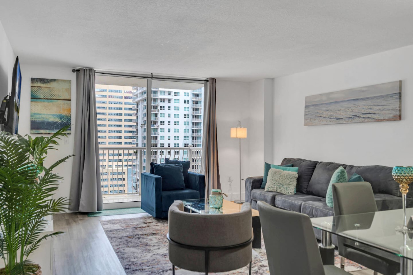 Villa Harmattan Brickell Key Miami: Luxury 1-Bedroom Apartment with Pool and Gym, Miami Brickell Key