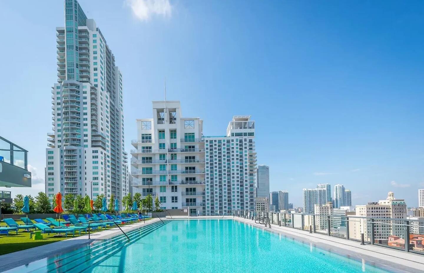 Villa Harmattan Brickell Miami 1307717: Luxury 1-Bedroom Apartment with Swimming Pool and Sea Views, Downtown Miami