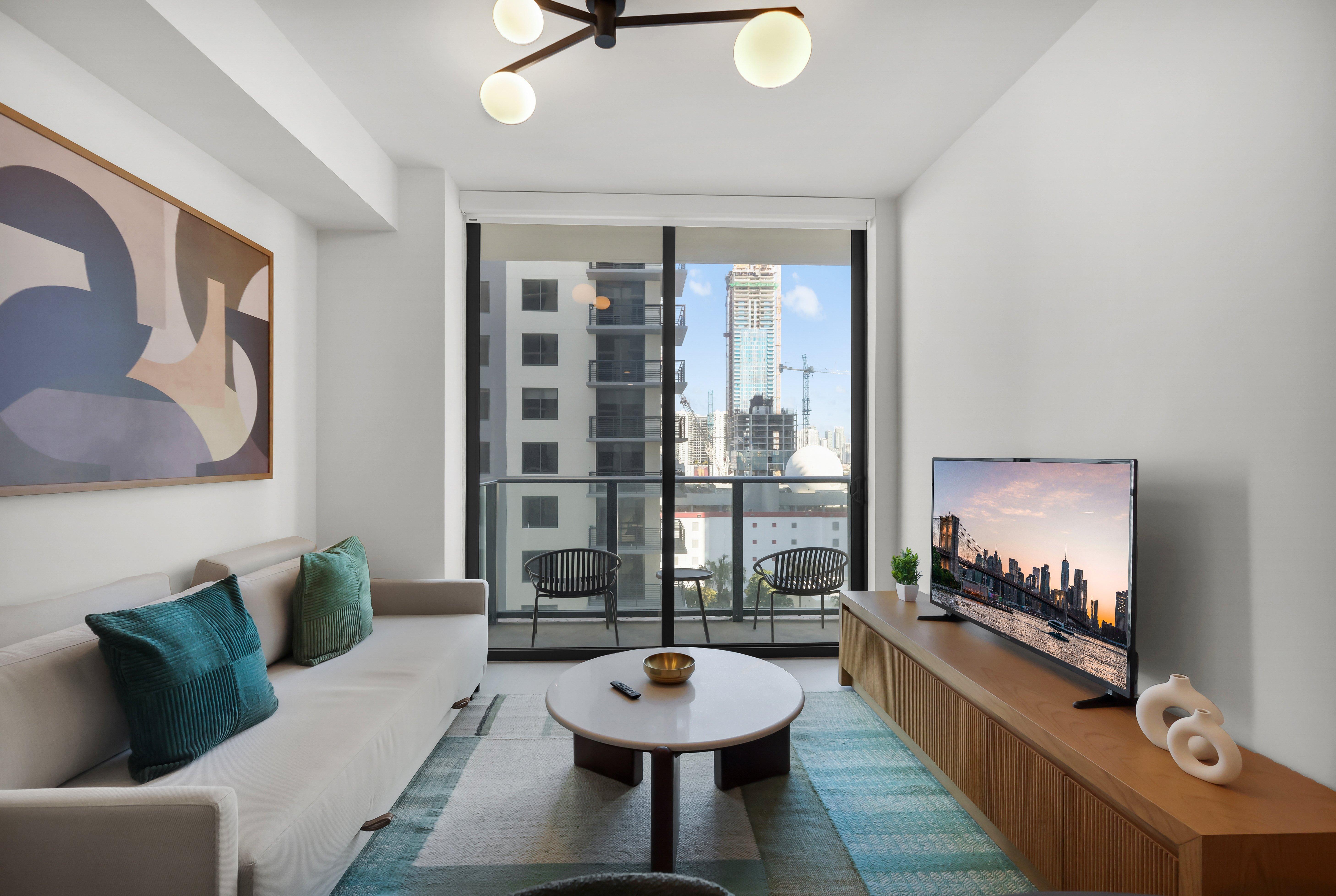 Villa Cala Flagler Downtown Miami: Luxury 1-Bedroom Aparthotel with Pool and Seaviews, Downtown Miami