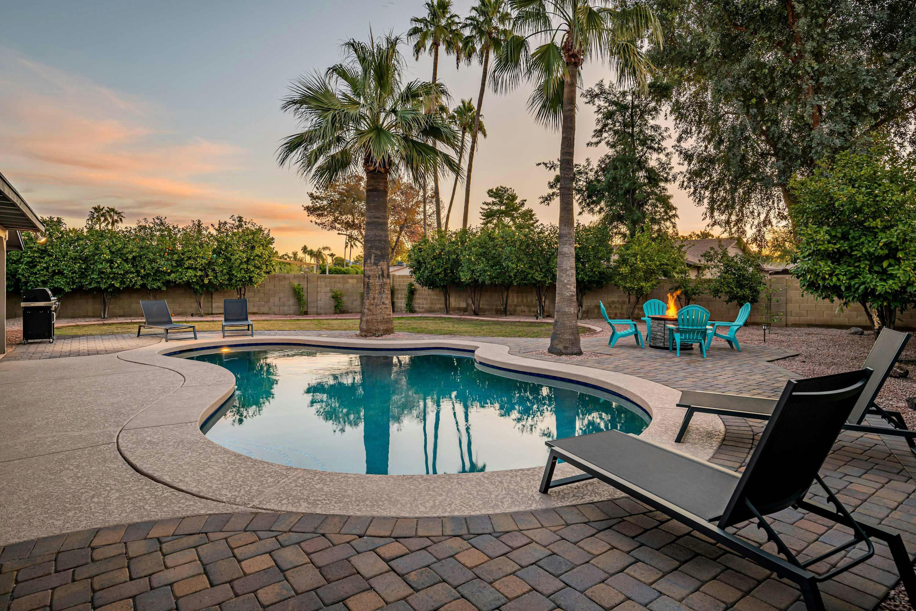 Villa Harmattan Camelback Phoenix: Luxury 4-Bedroom Villa with Private Pool and Hot Tub, Scottsdale