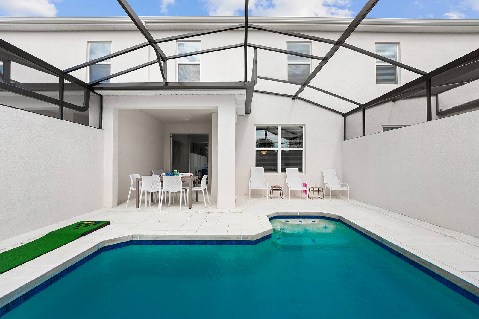 Villa Harmattan Ivoire Winterpark: Luxury 4-Bedroom Villa with Private Pool and Gym, Orange County Florida