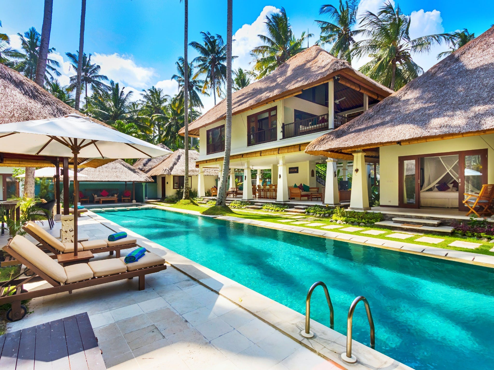 Villa Harmattan Kapal Padangbai Bali: Luxury 4-Bedroom Villa with Private Pool and Sea Views, Bali