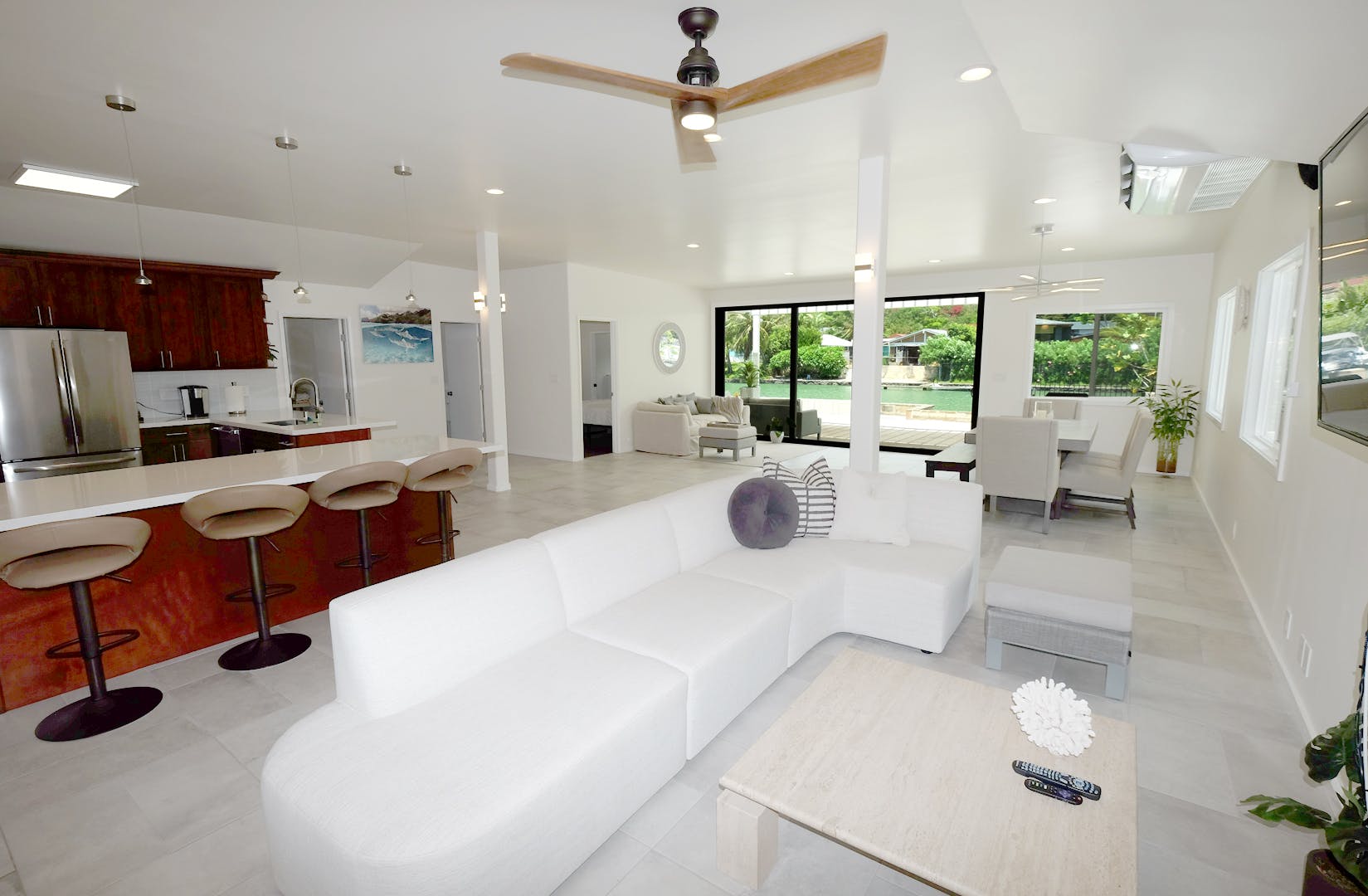 Villa Harmattan Kuapā Honolulu: Luxury 4-Bedroom Apartment with Spa and Lake Views, Honolulu Hawaii