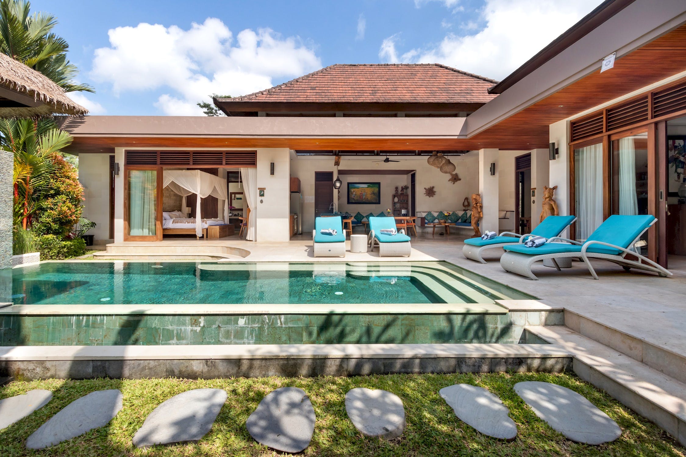 Villa Harmattan Petitenget Bali: Luxury 3-Bedroom Villa with Private Pool and Seaview, Bali