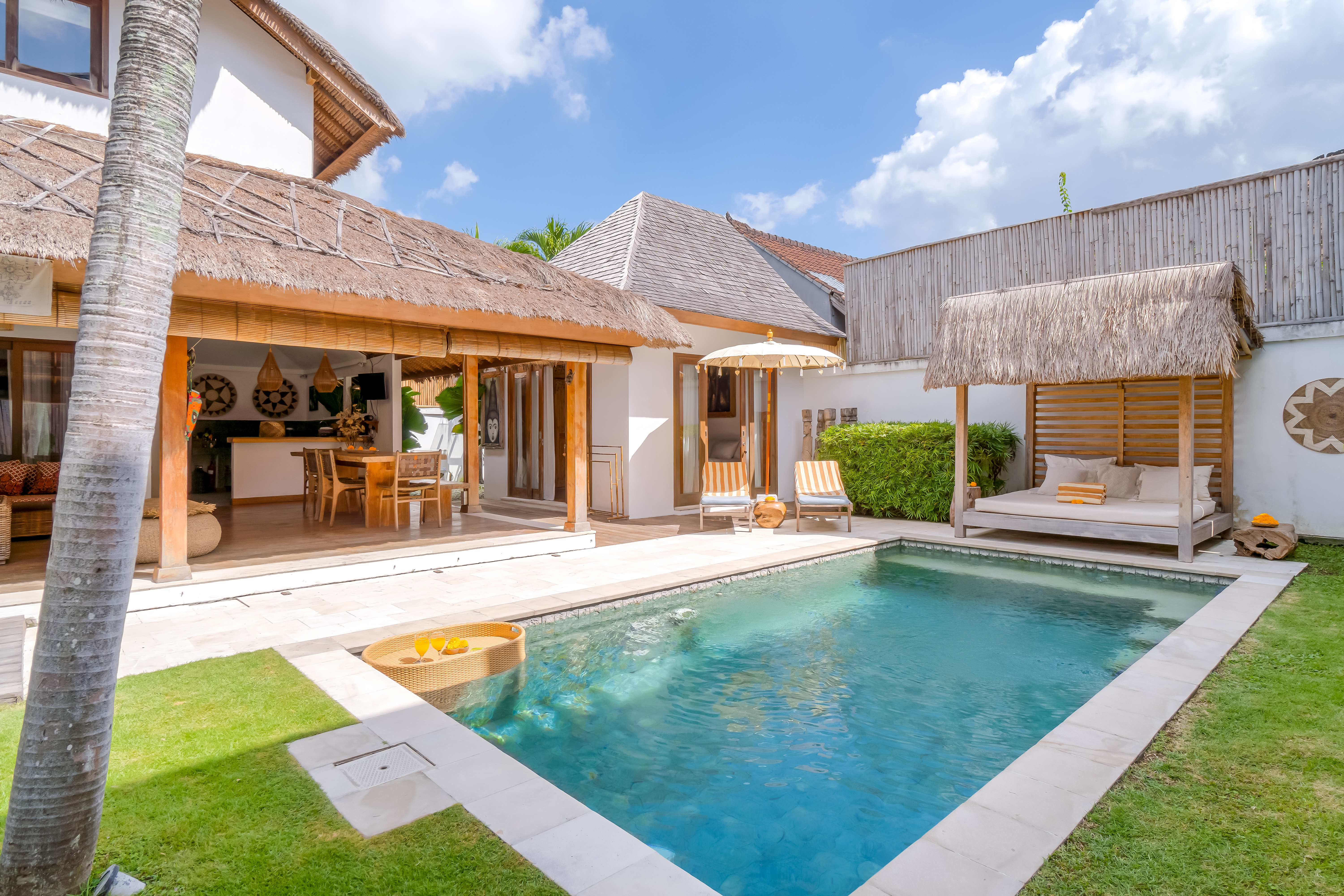 Villa Harmattan Sanur Segara Bali: Luxury 3-Bedroom Apartment with Private Pool and Sea Views, Bali