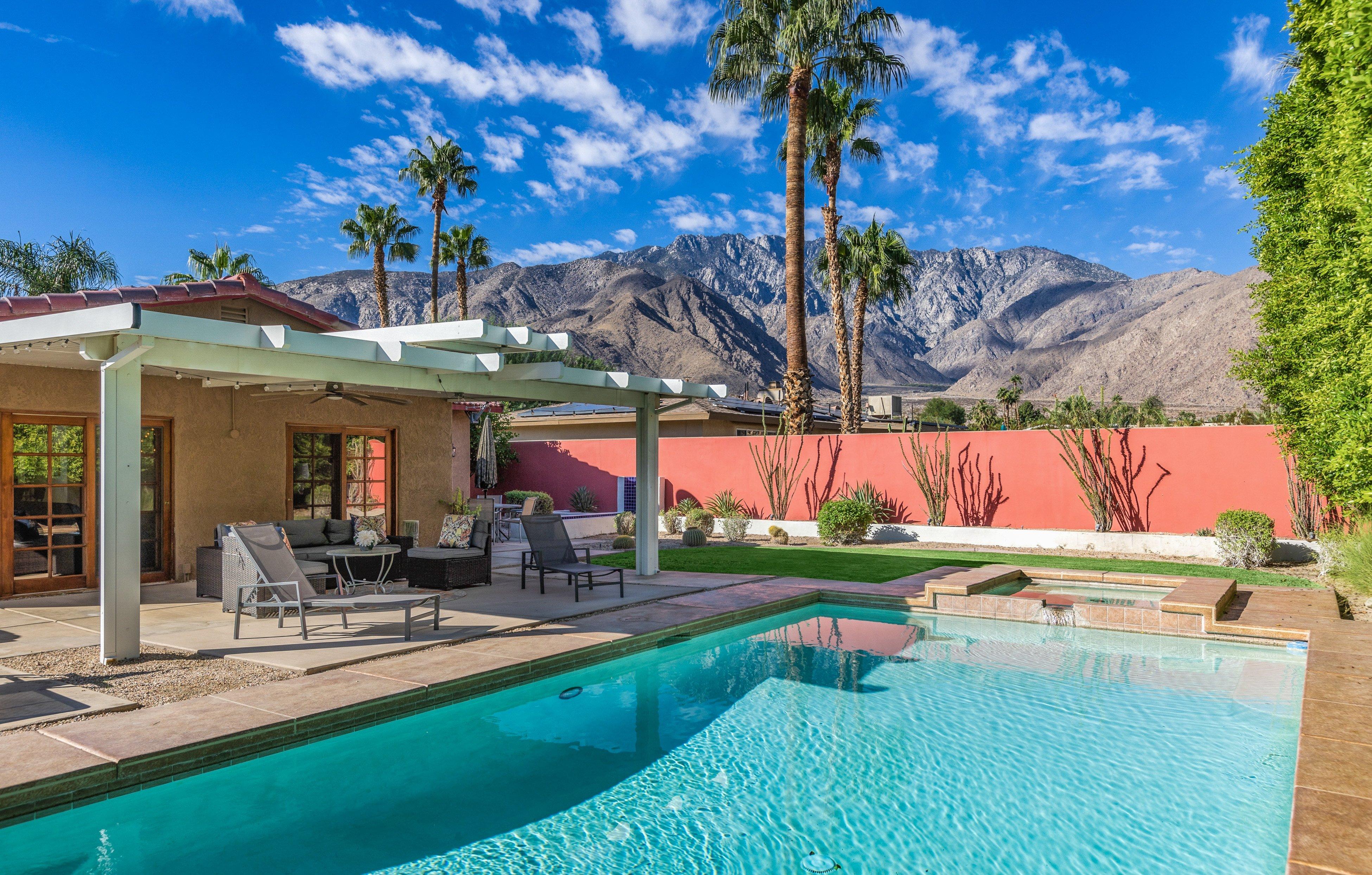 Villa Alborada Cahuilla Hills Palm Springs: Luxury 3-Bedroom Villa with Private Pool and Hot Tub, Palm Springs