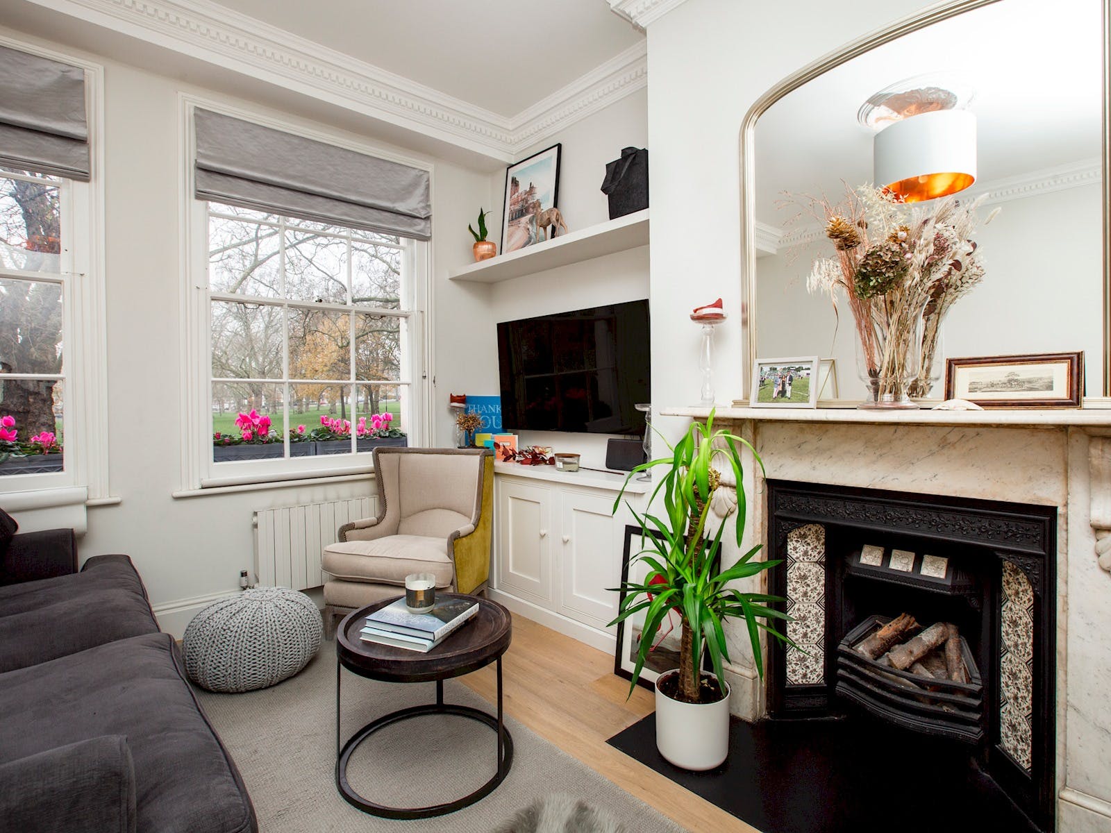 Villa Helm Chrysos Canonbury London: Luxury 1-Bedroom Apartment Overlooking Highbury Fields with Tennis Court, Canonbury London