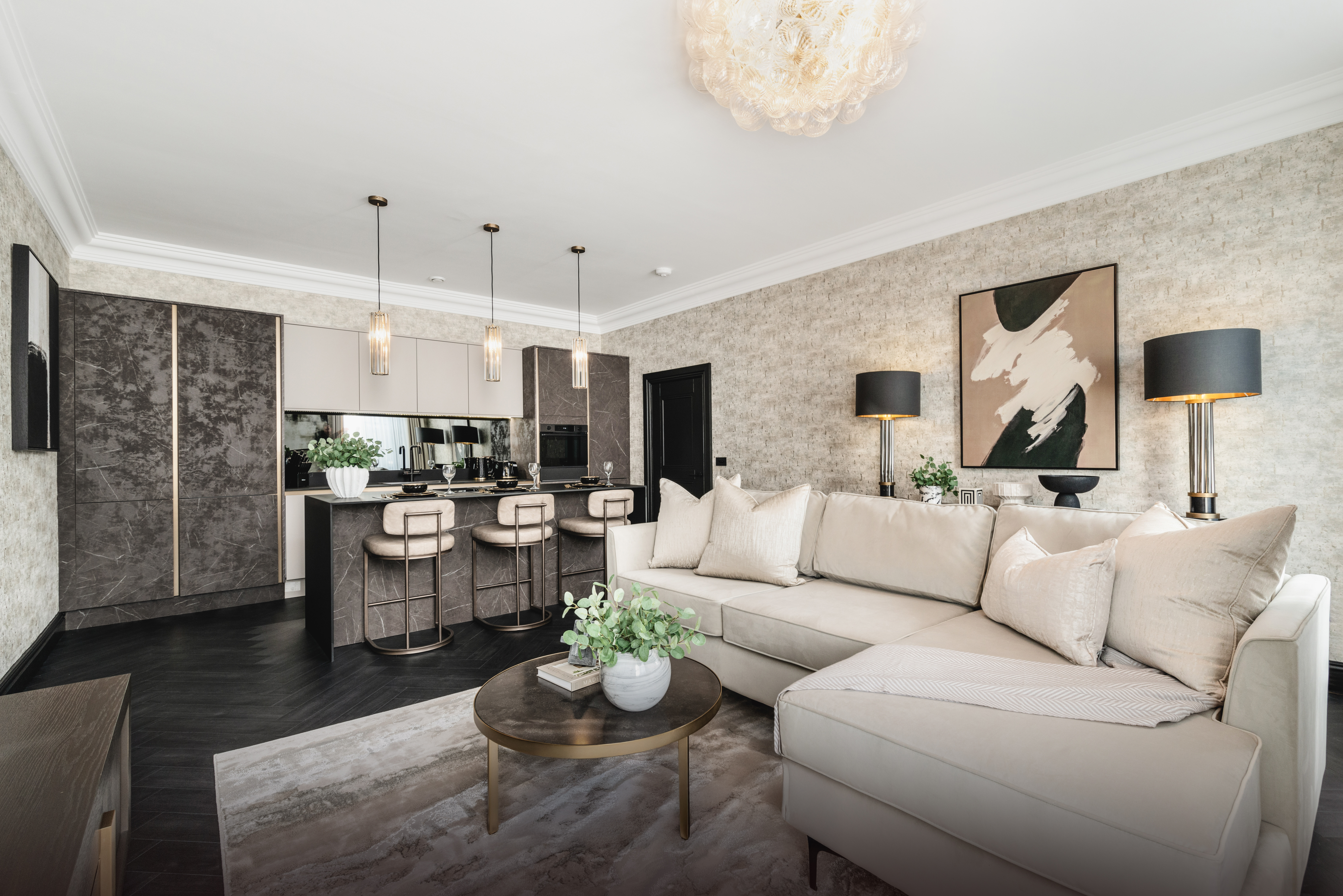 Villa Helm Fraoch Hillside Edinburgh: Luxury 1-Bedroom Apartment with Hot Tub and Spa in Hillside, Edinburgh