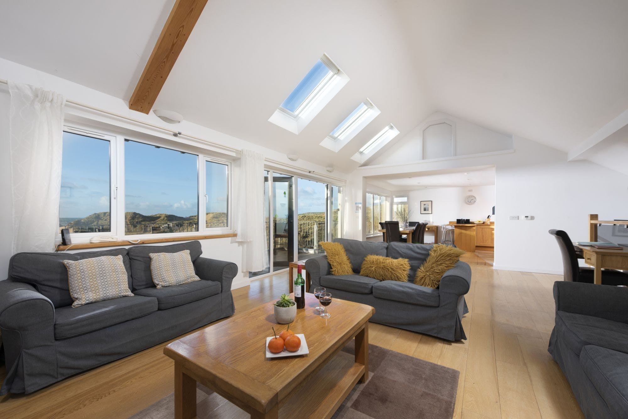 Villa Helm Fraught Perranporth: Luxury 4-Bedroom Apartment with Sea Views and Spa, Perranporth Cornwall